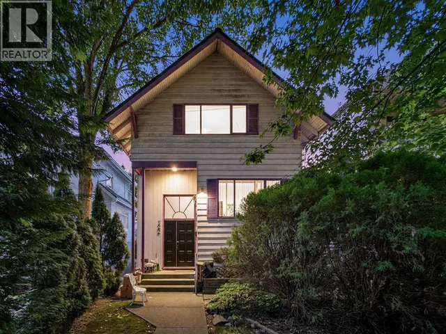 122 17TH AVENUE, Vancouver 2
