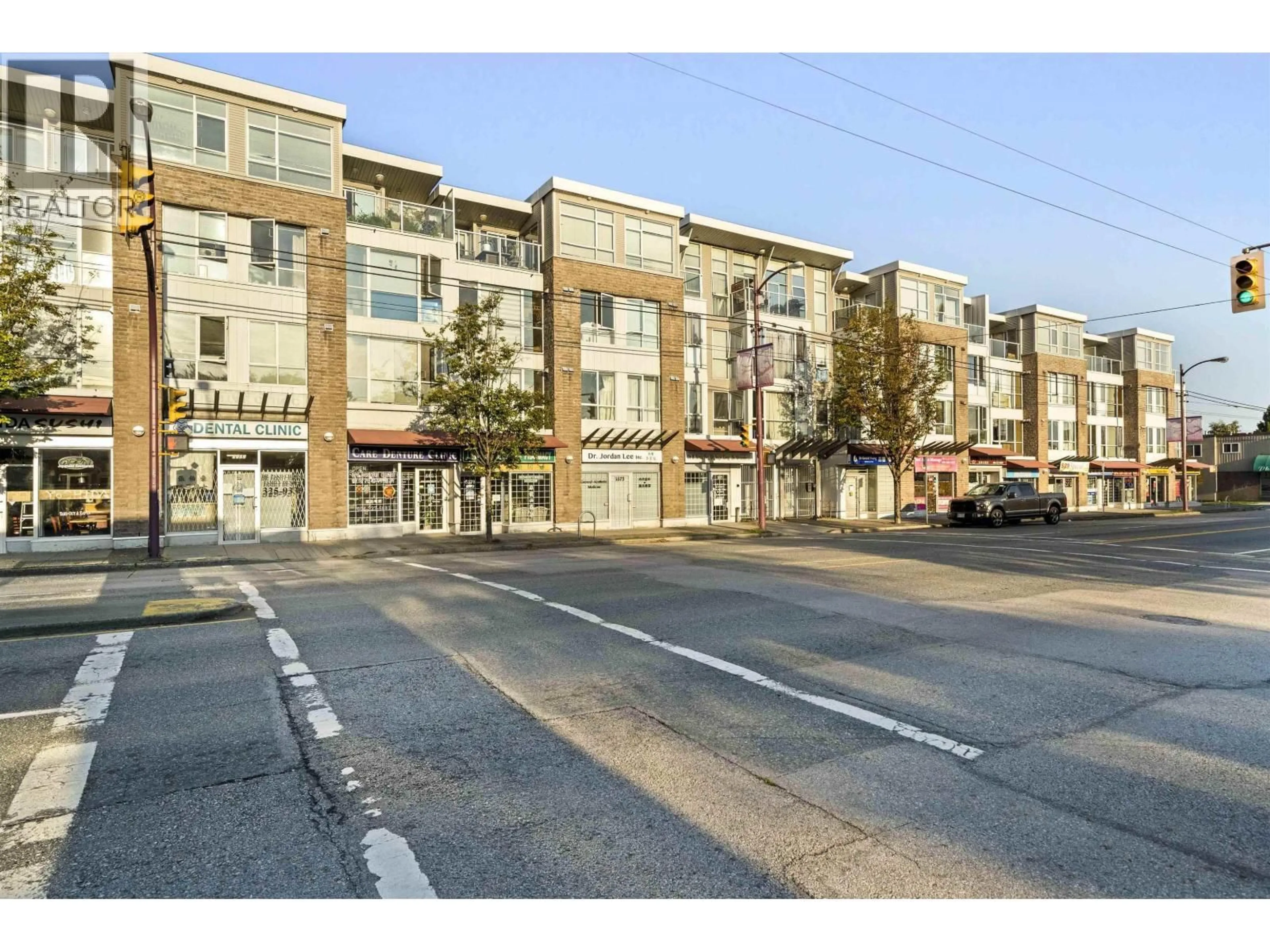 Blurry image for 203 - 5555 VICTORIA DRIVE, Vancouver British Columbia V5P4Y3