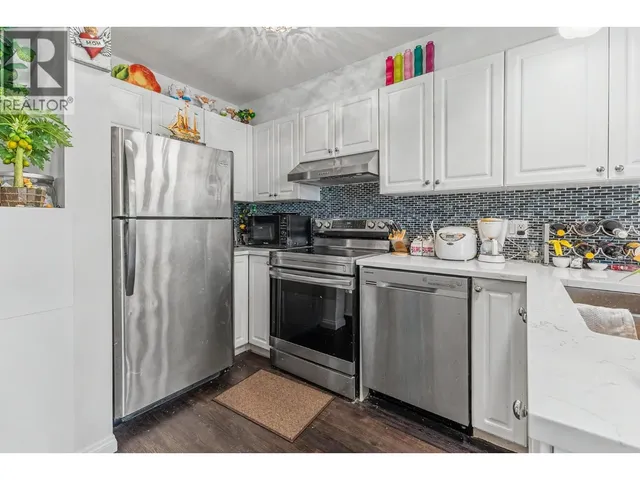 203 - 5555 VICTORIA DRIVE, Vancouver 5