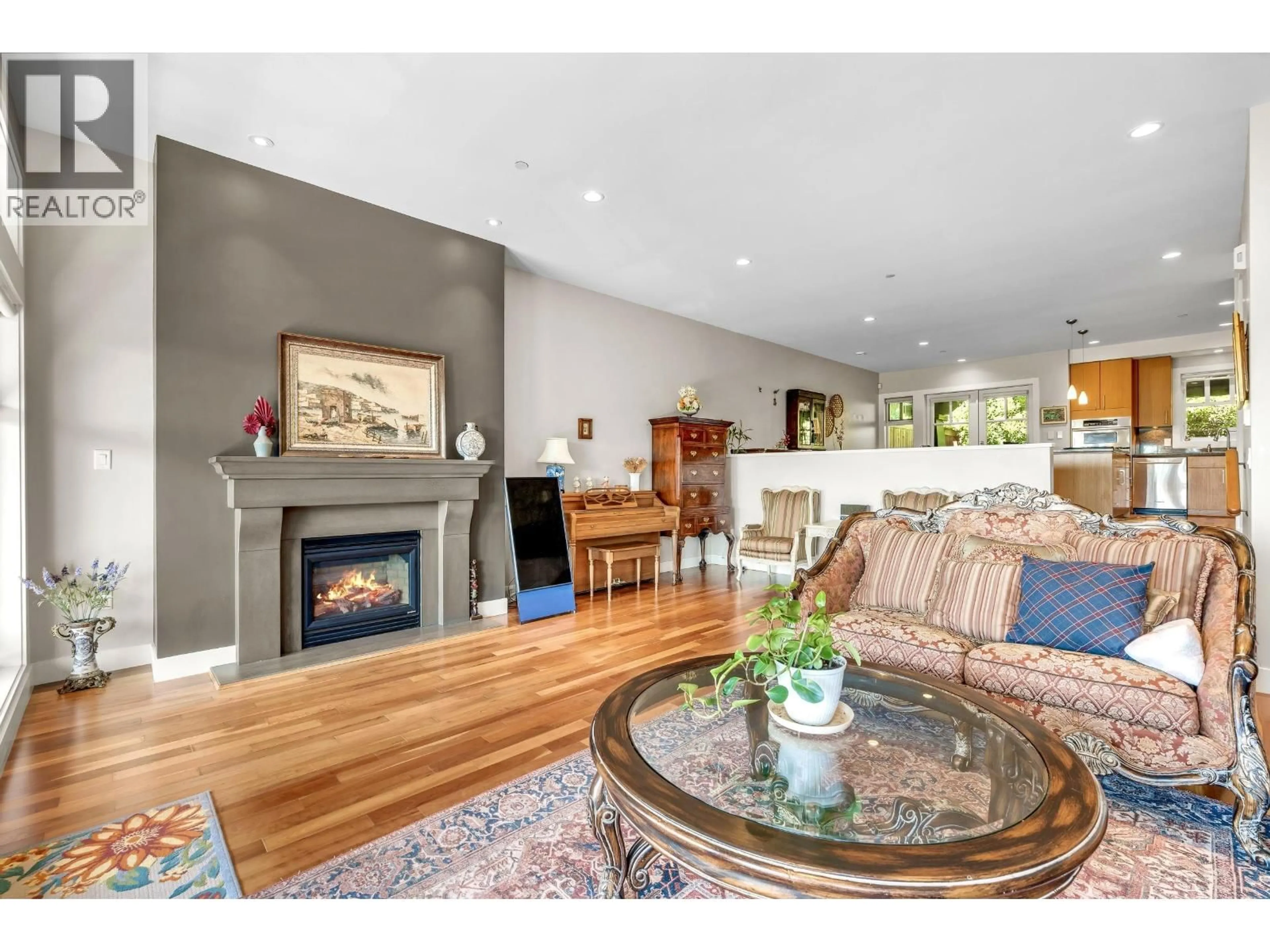 Living room with furniture, wood/laminate floor for 13 - 2555 SKILIFT ROAD, West Vancouver British Columbia V7S3K1