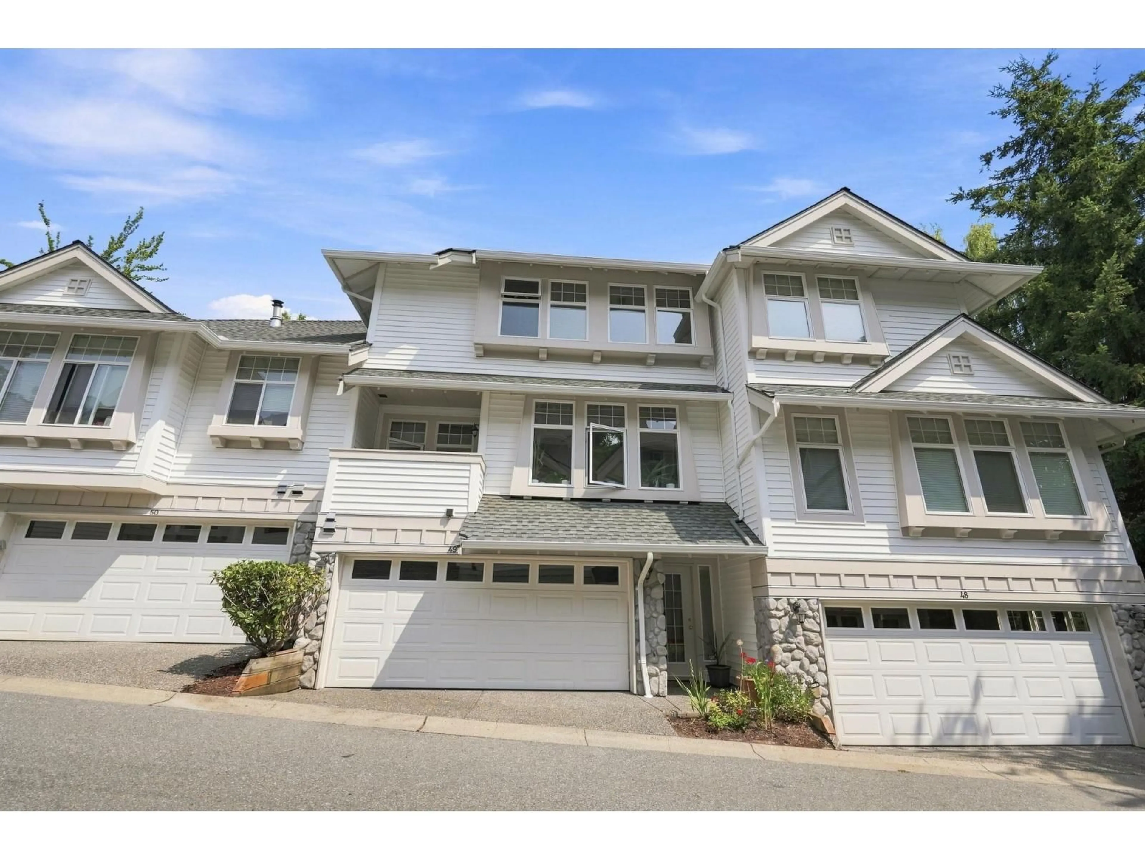 Home with vinyl exterior material, street for 49 - 15037 58 AVENUE, Surrey British Columbia V3X0E2