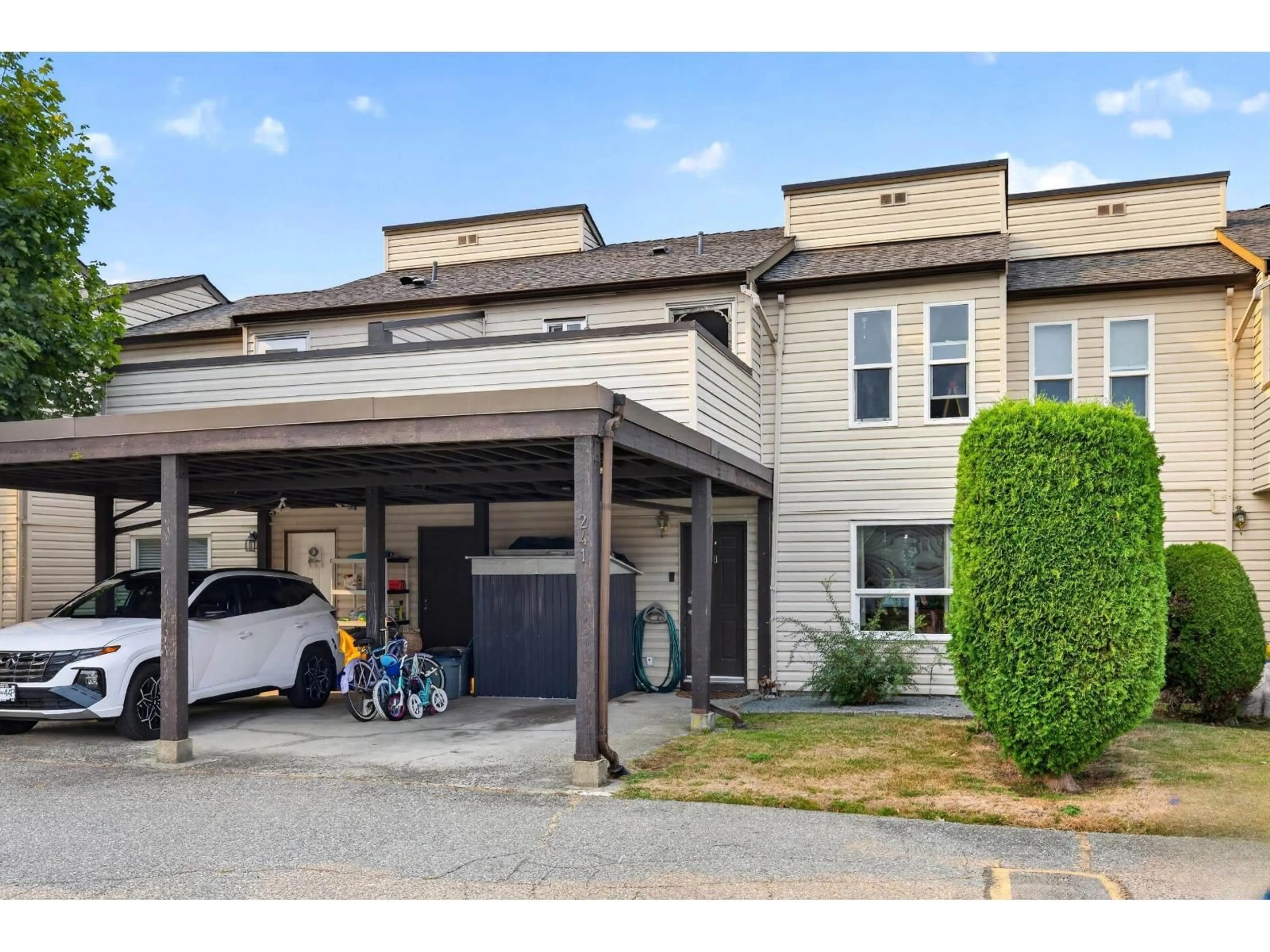 Unknown for 241 - 27411 28 AVENUE, Langley British Columbia V4W3V1