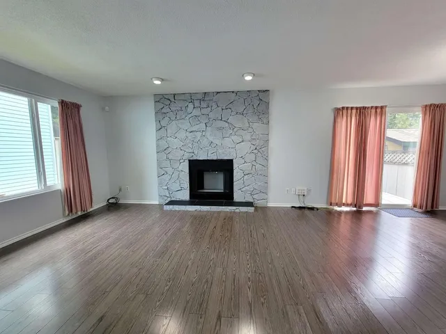 14741 101A AVENUE, Surrey 3