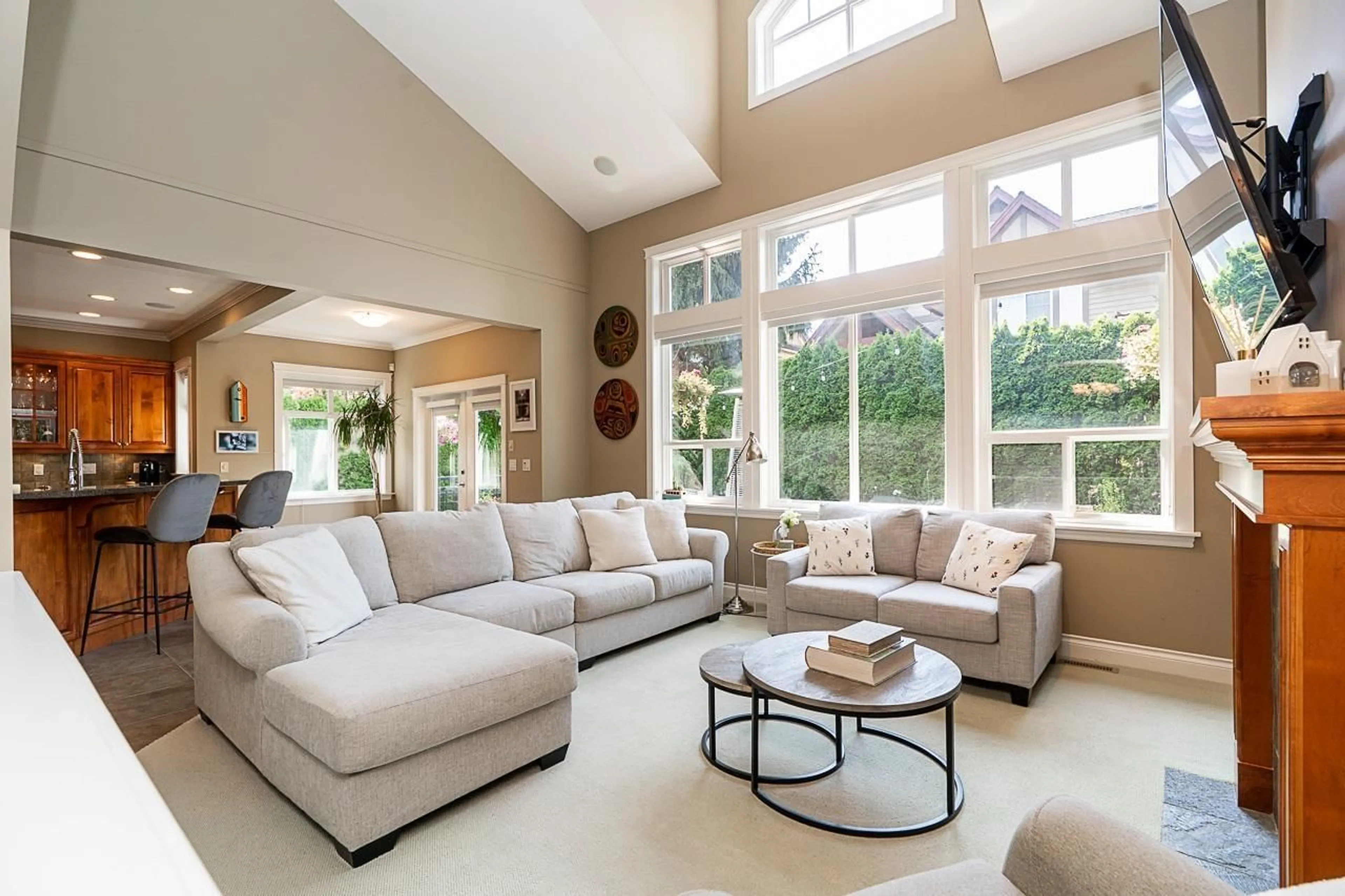 Living room with furniture, ceramic/tile floor for 15730 34 AVENUE, Surrey British Columbia V3Z3Y4