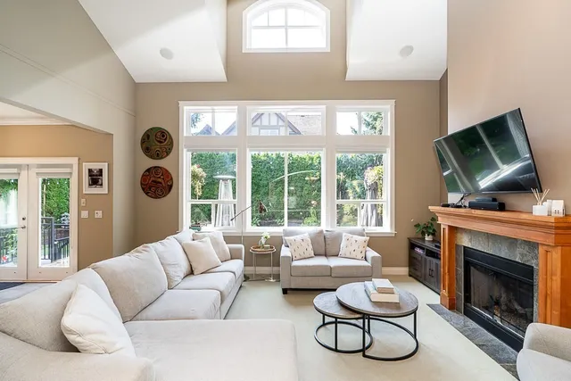 15730 34 AVENUE, Surrey 5