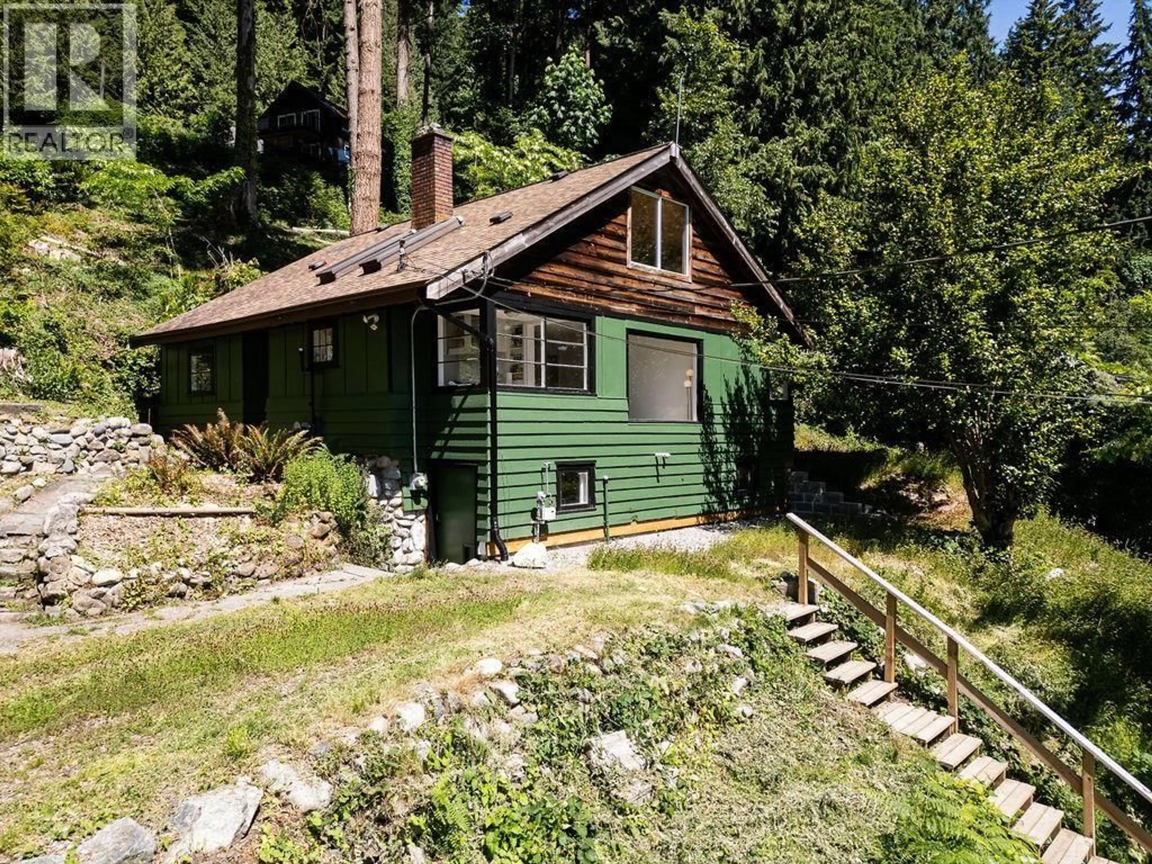 A pic from outside/outdoor area/front of a property/back of a property/a pic from drone, unknown for 915 MARINE DRIVE, Gibsons British Columbia V0N1V1