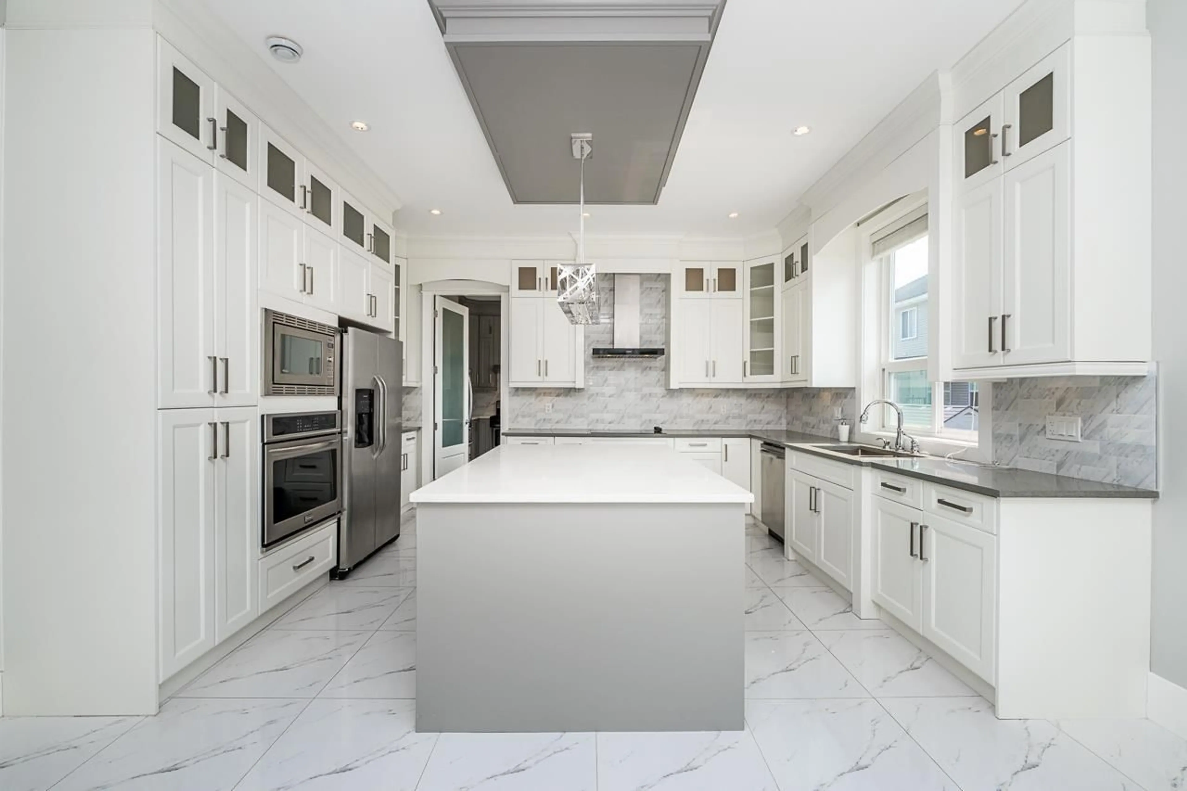Contemporary kitchen, ceramic/tile floor for 14516 110A AVENUE, Surrey British Columbia V3R2B5