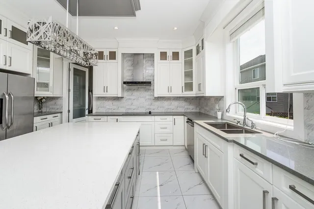 14516 110A AVENUE, Surrey 5
