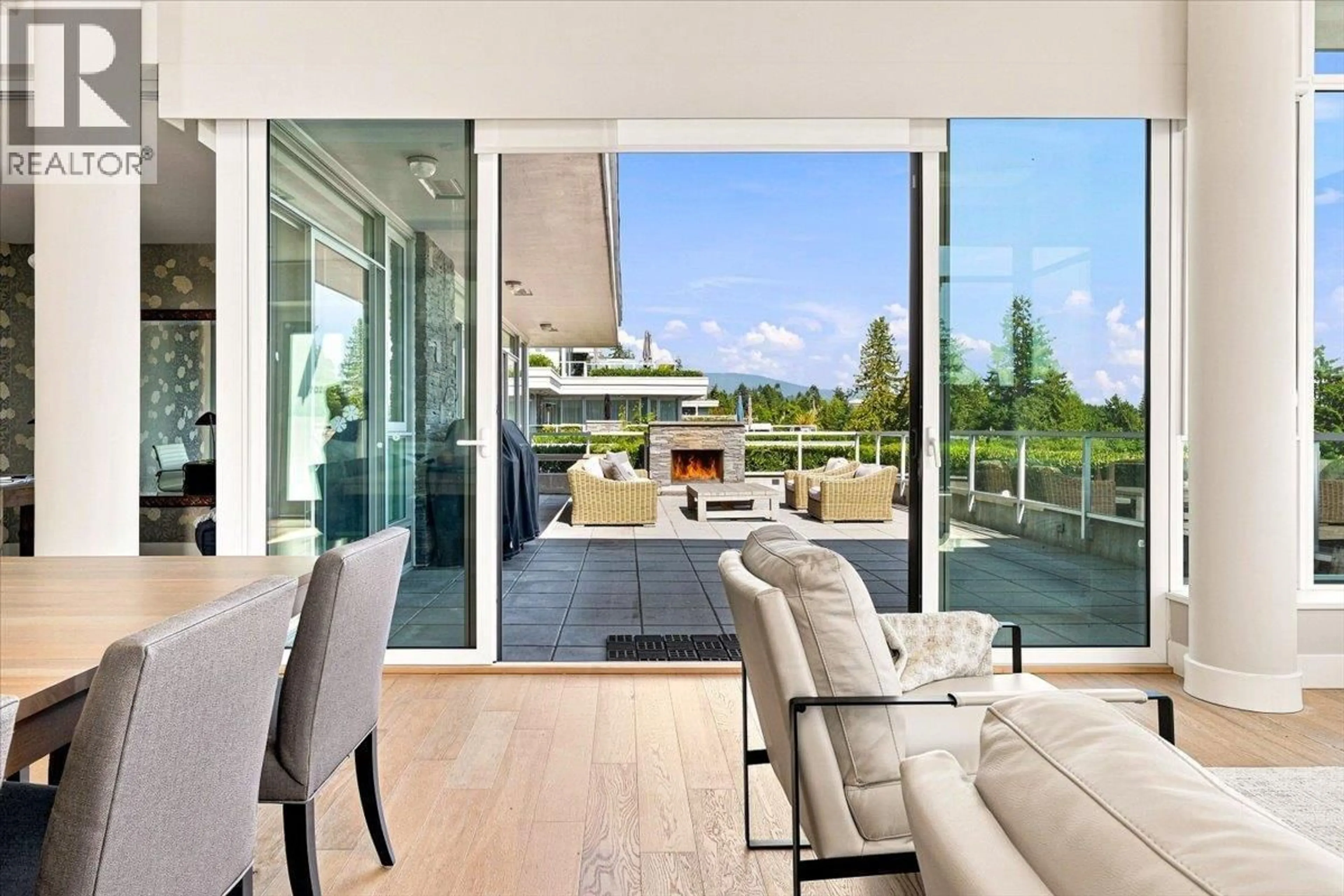 Patio, water/lake/river/ocean view for 702 - 908 KEITH ROAD, West Vancouver British Columbia V7T1M3