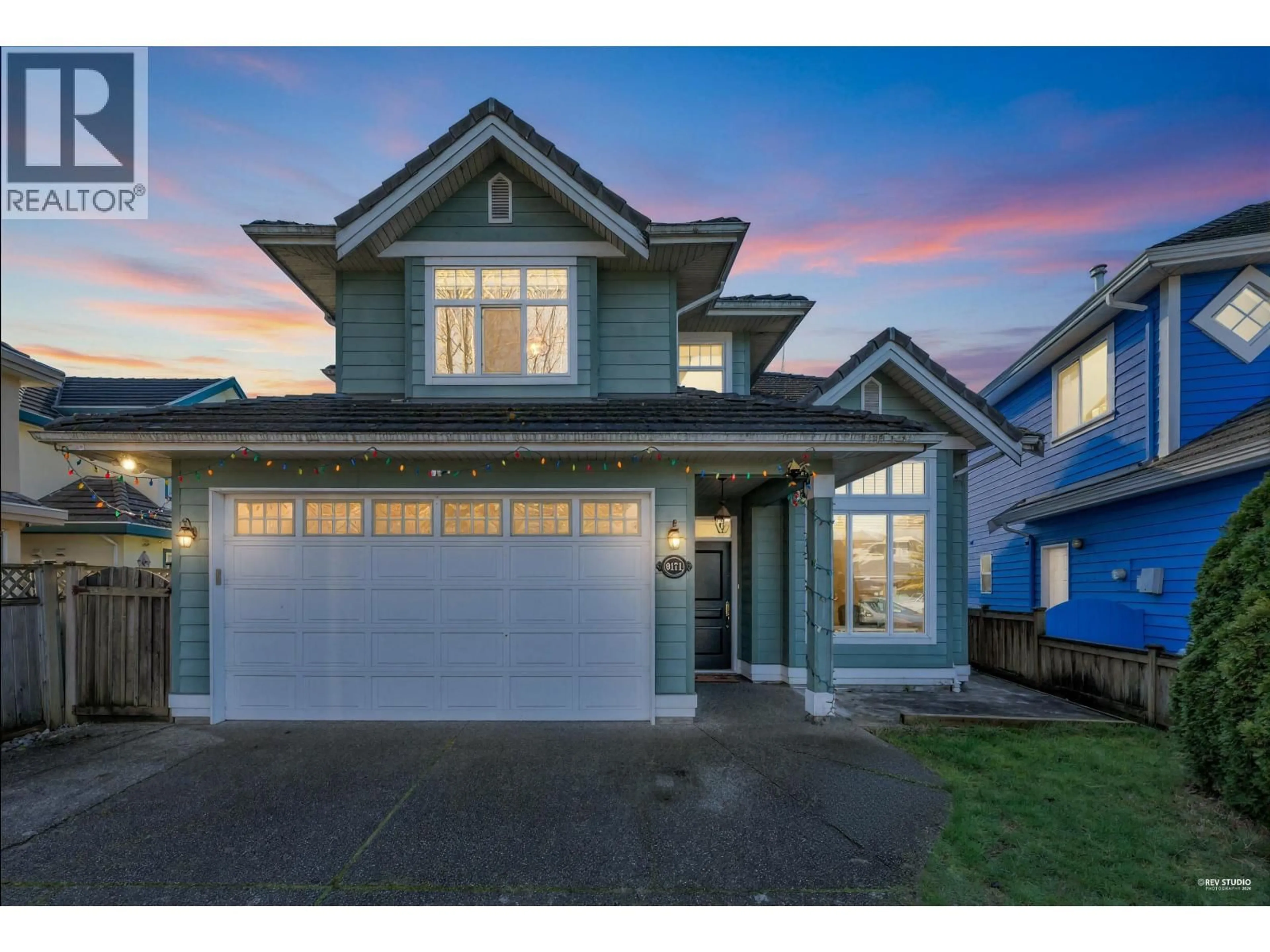 Home with vinyl exterior material, street for 9171 PAULESHIN CRESCENT, Richmond British Columbia V7E5L4
