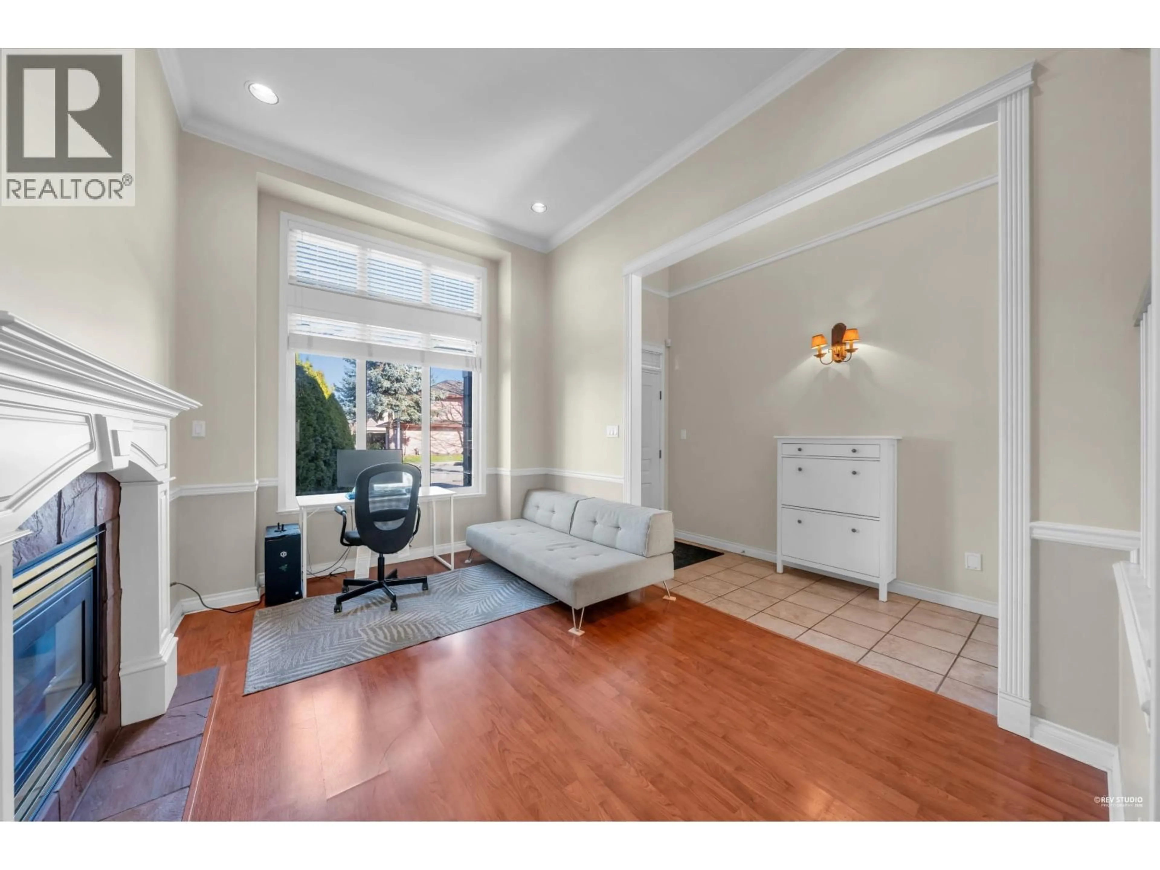 Unknown for 9171 PAULESHIN CRESCENT, Richmond British Columbia V7E5L4