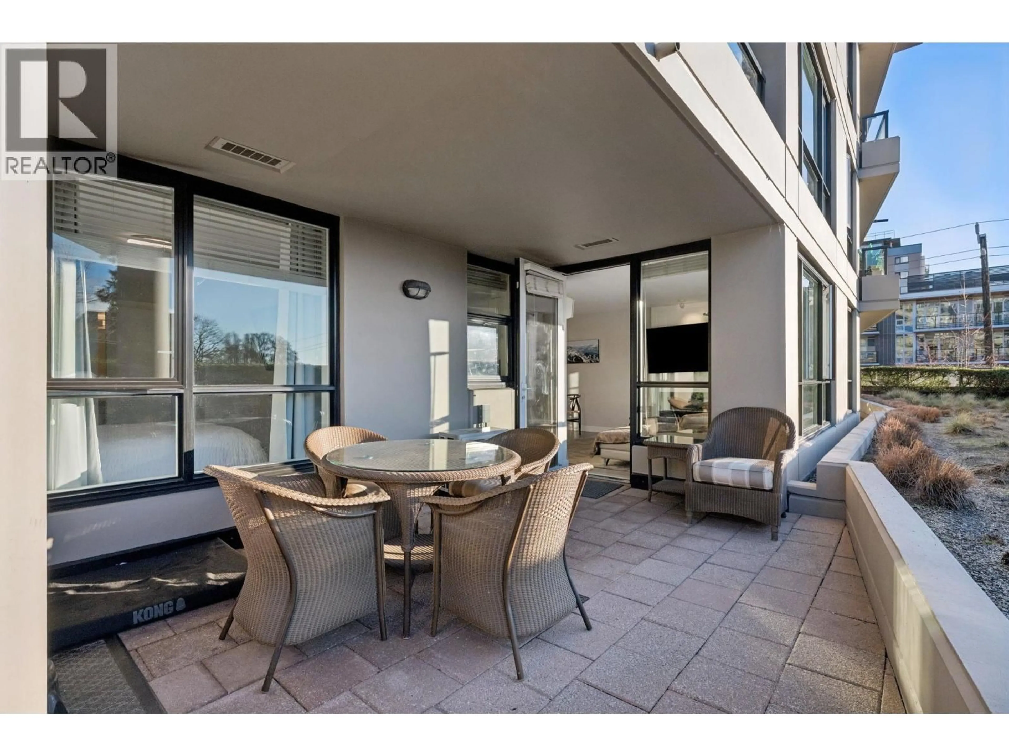 Patio, unknown for 308 - 160 3RD STREET, North Vancouver British Columbia V7M0A9