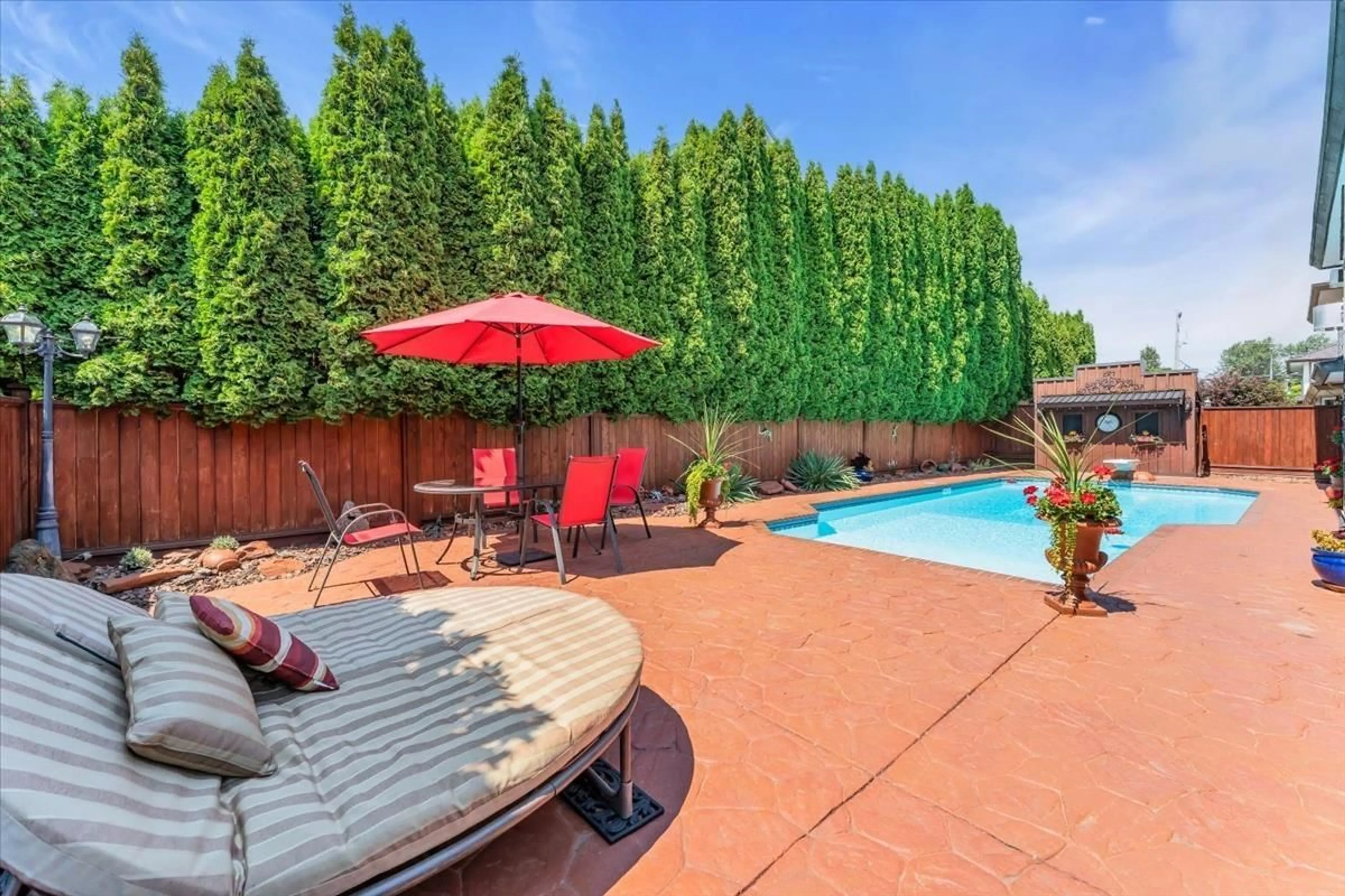 Patio, water/lake/river/ocean view for 5955 189A STREET, Surrey British Columbia V3S7W5