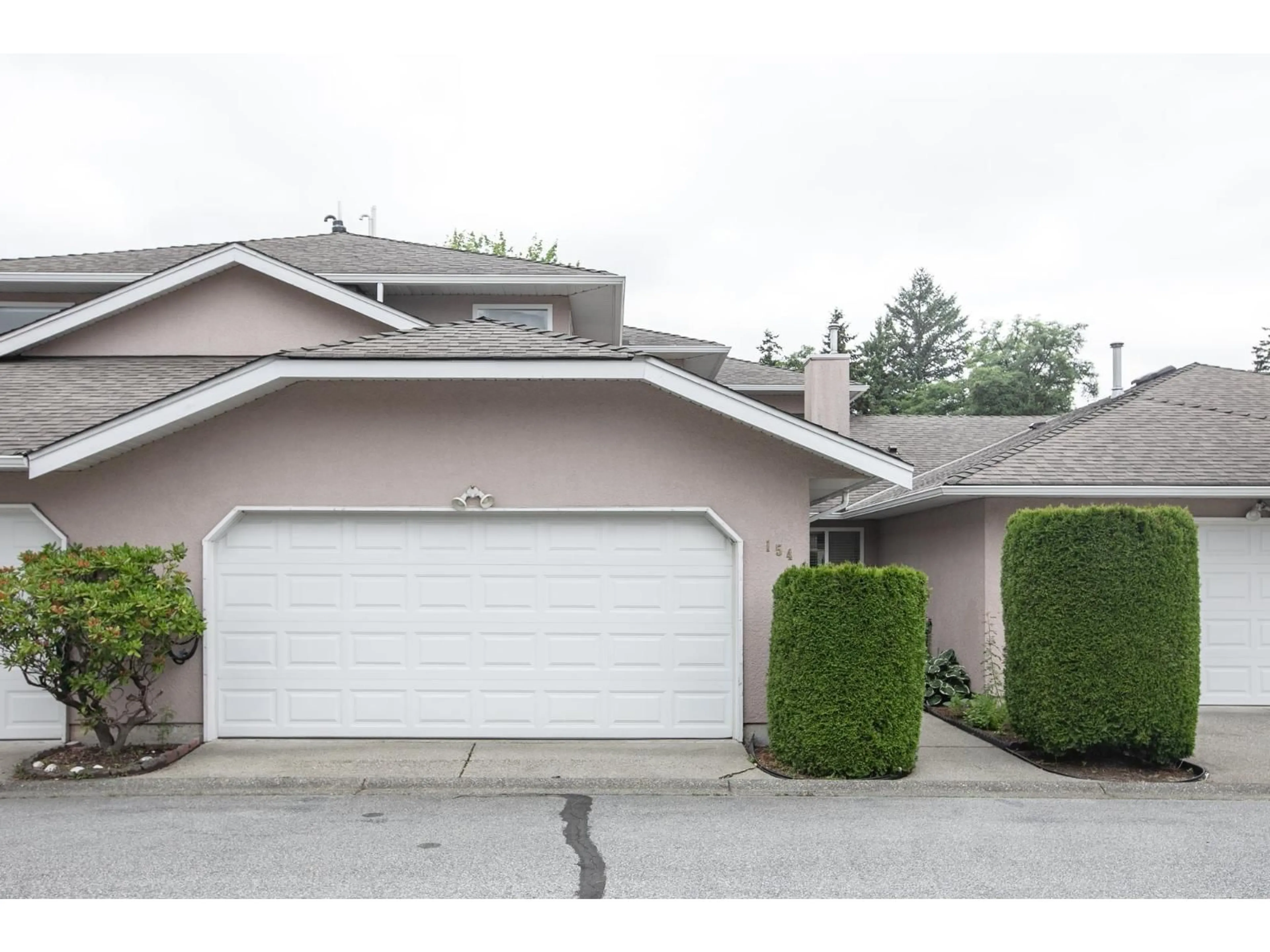 Unknown for 15501 89A AVENUE, Surrey British Columbia V3R0Z5