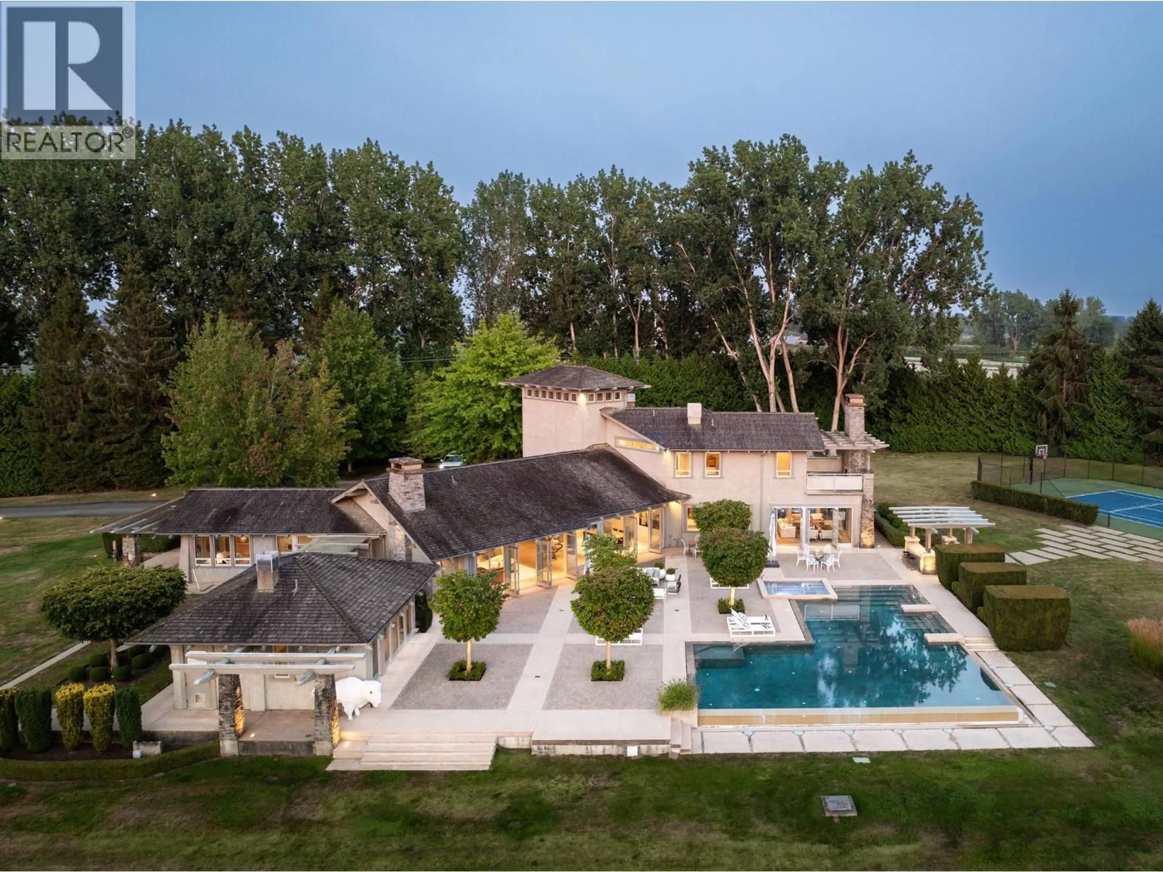 A pic from outside/outdoor area/front of a property/back of a property/a pic from drone, unknown for 12831 NO. 4 ROAD, Richmond British Columbia V7A3A2