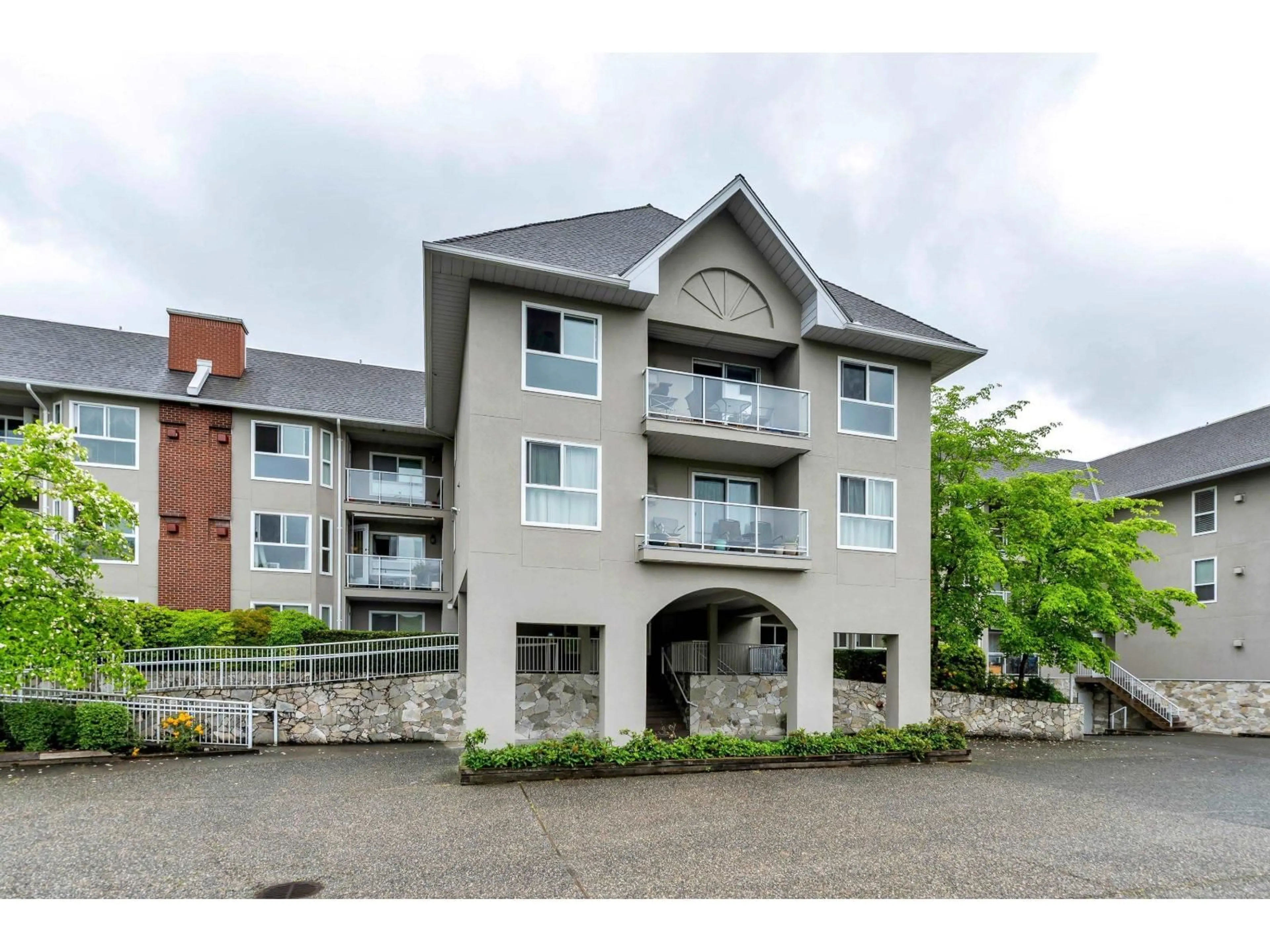 Unknown for 203 - 19835 64 AVENUE, Langley British Columbia V2Y1L8