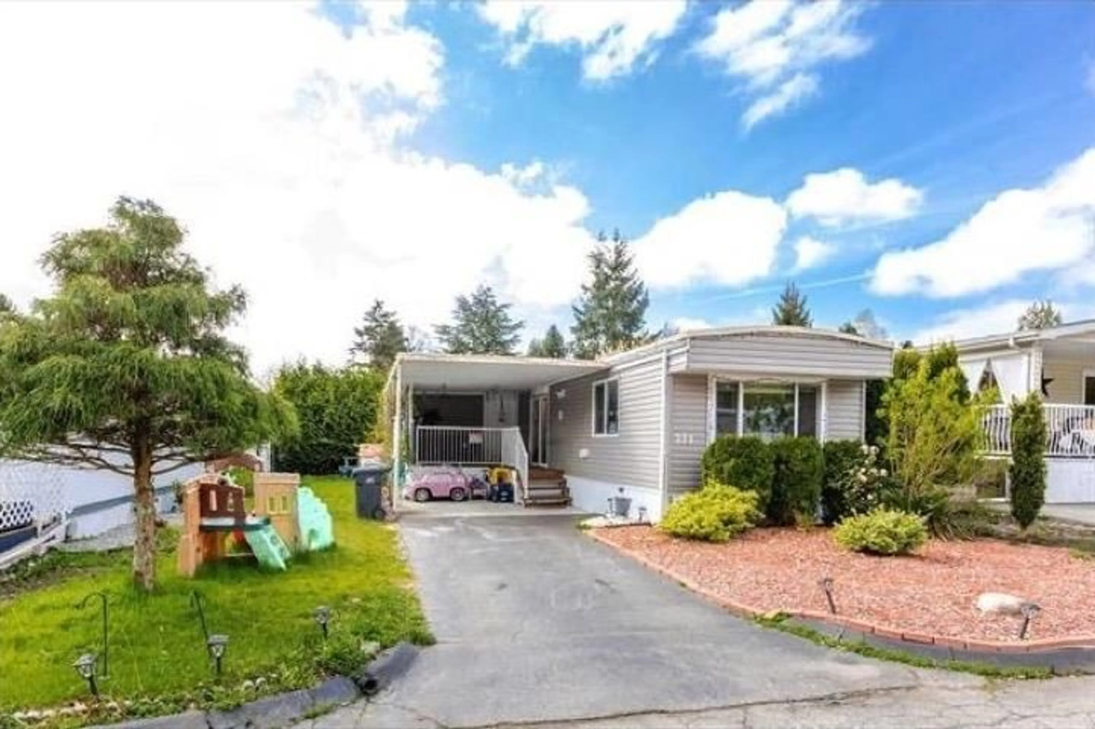 Home with vinyl exterior material, unknown for 221 - 1840 160 STREET, Surrey British Columbia V3A4X4
