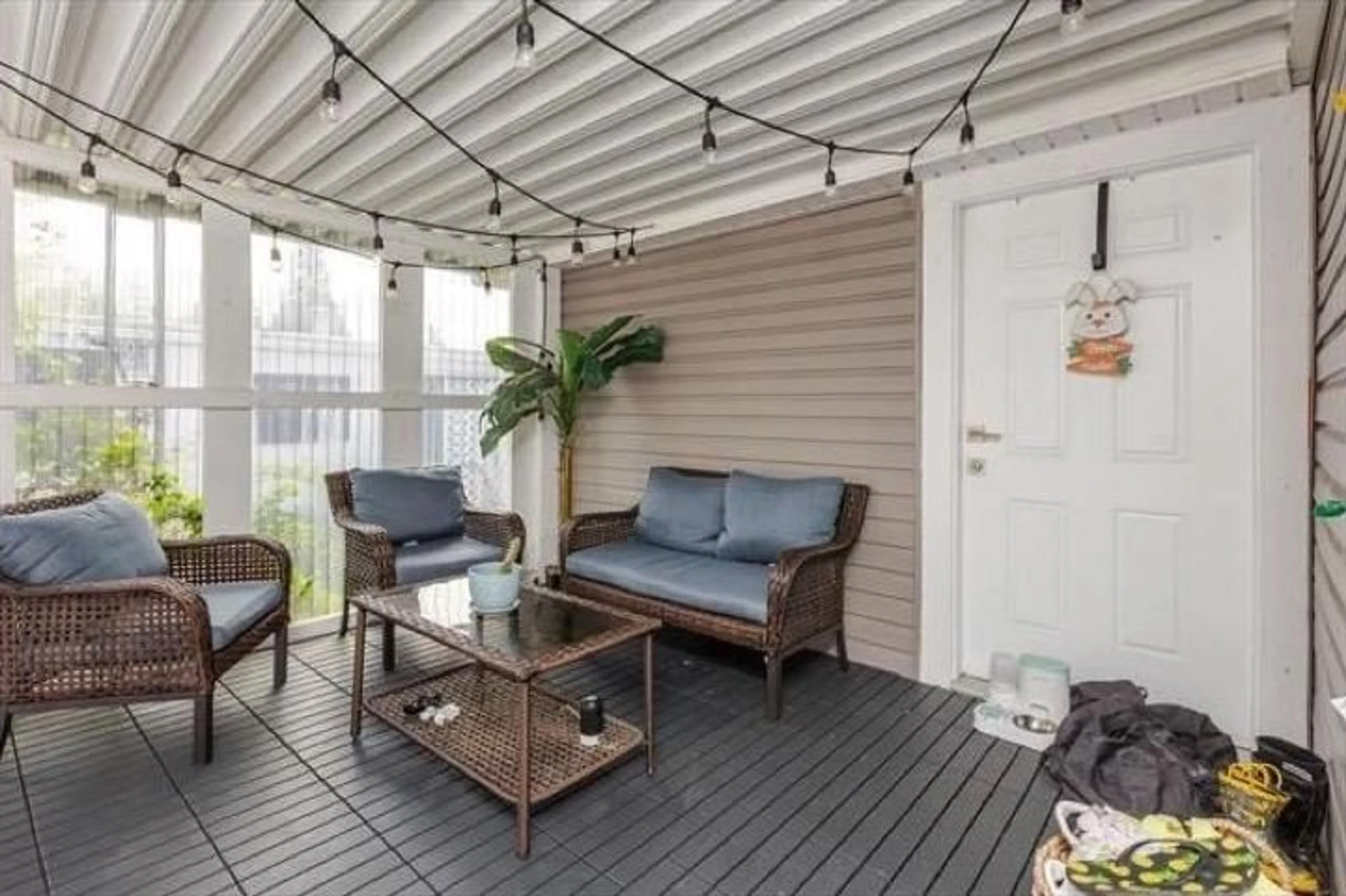 Patio, street for 221 - 1840 160 STREET, Surrey British Columbia V3A4X4