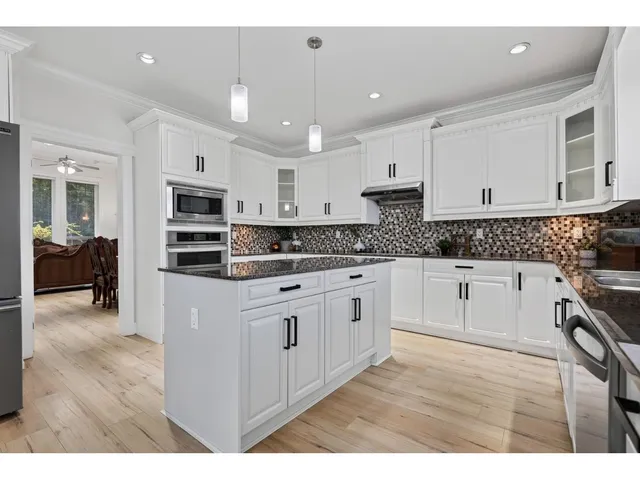 46307 TOURNIER PLACE, Chilliwack 3