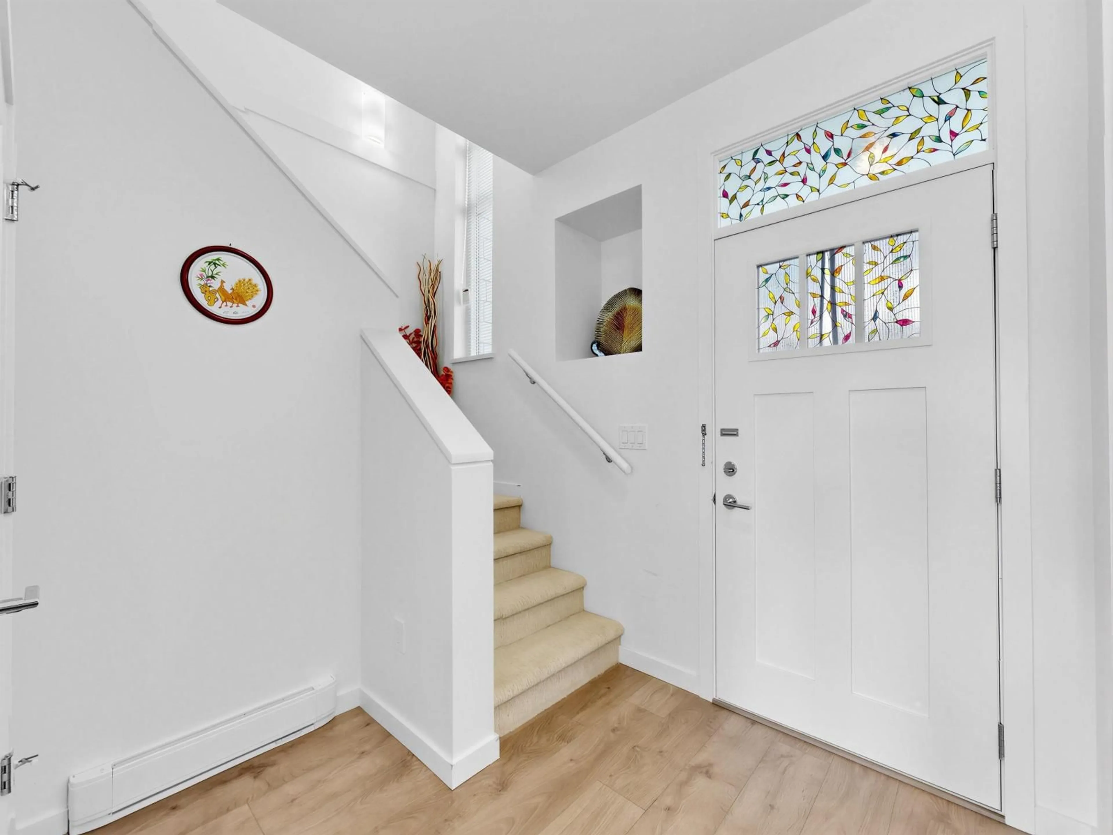 Indoor entryway for 68 - 15255 SITKA DRIVE, Surrey British Columbia V3S0B1