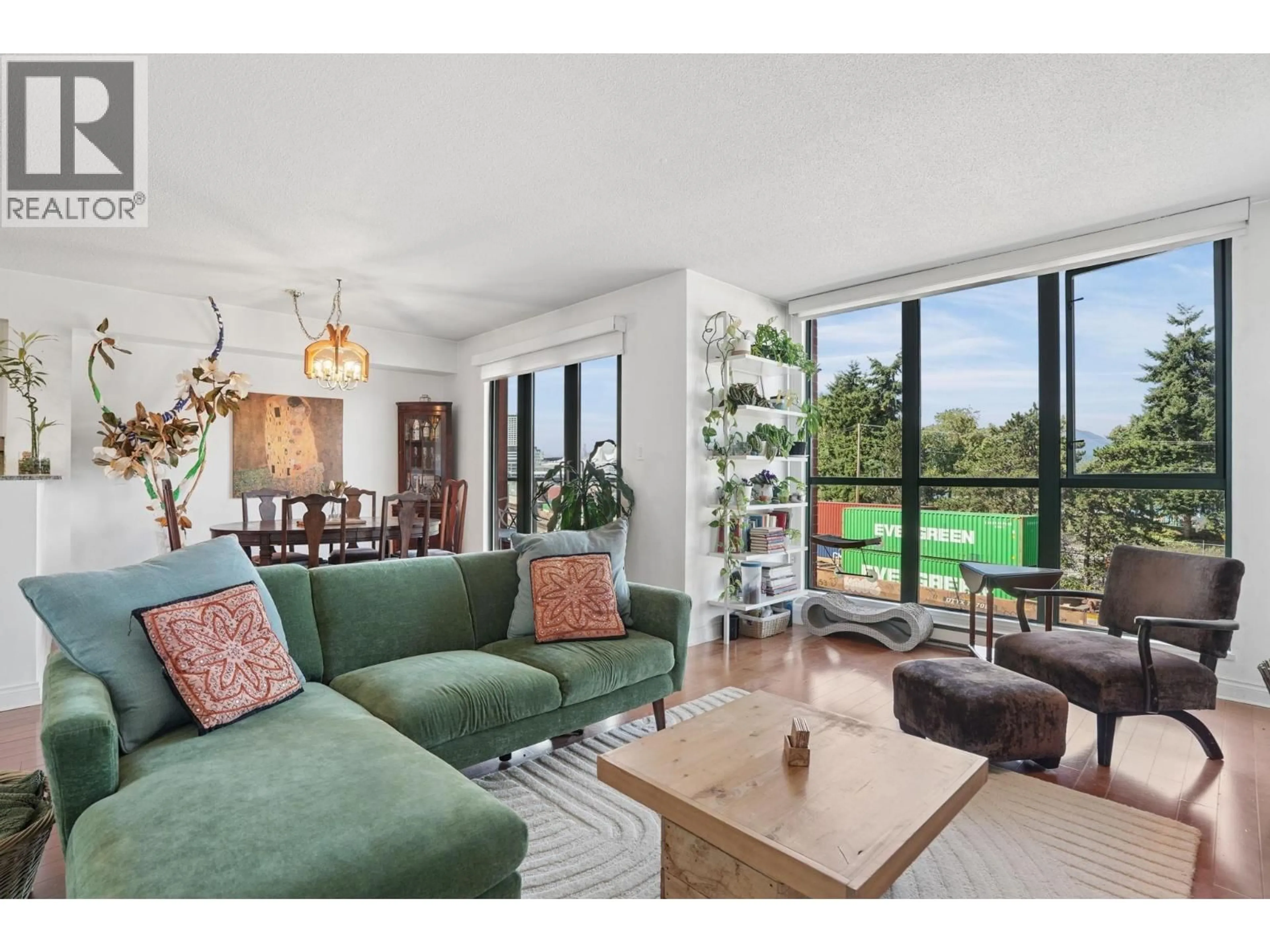 Living room with furniture, unknown for 306 - 55 ALEXANDER STREET, Vancouver British Columbia V6A1B2