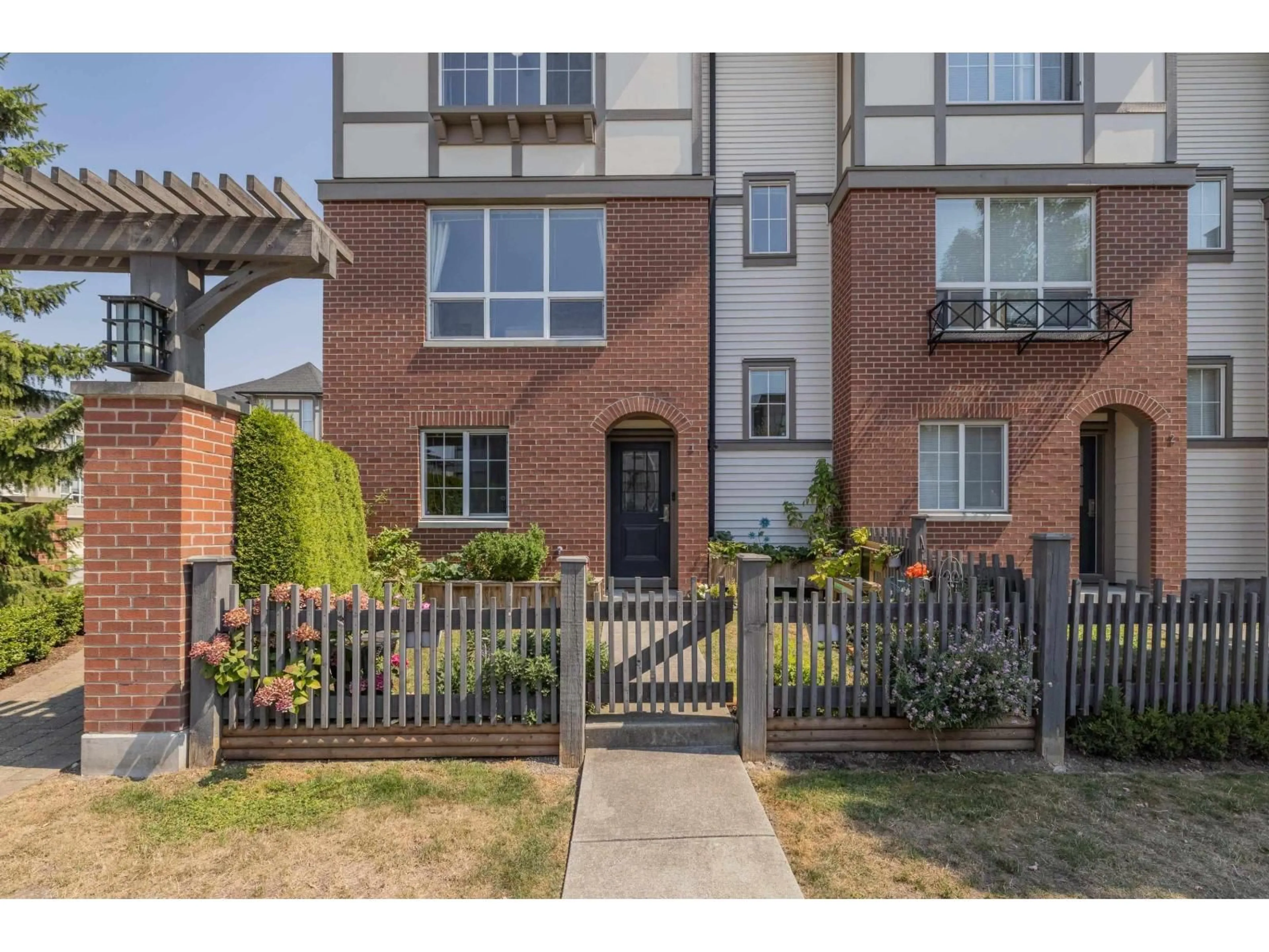 Unknown for 1 - 7848 209 STREET, Langley British Columbia V2Y0M4