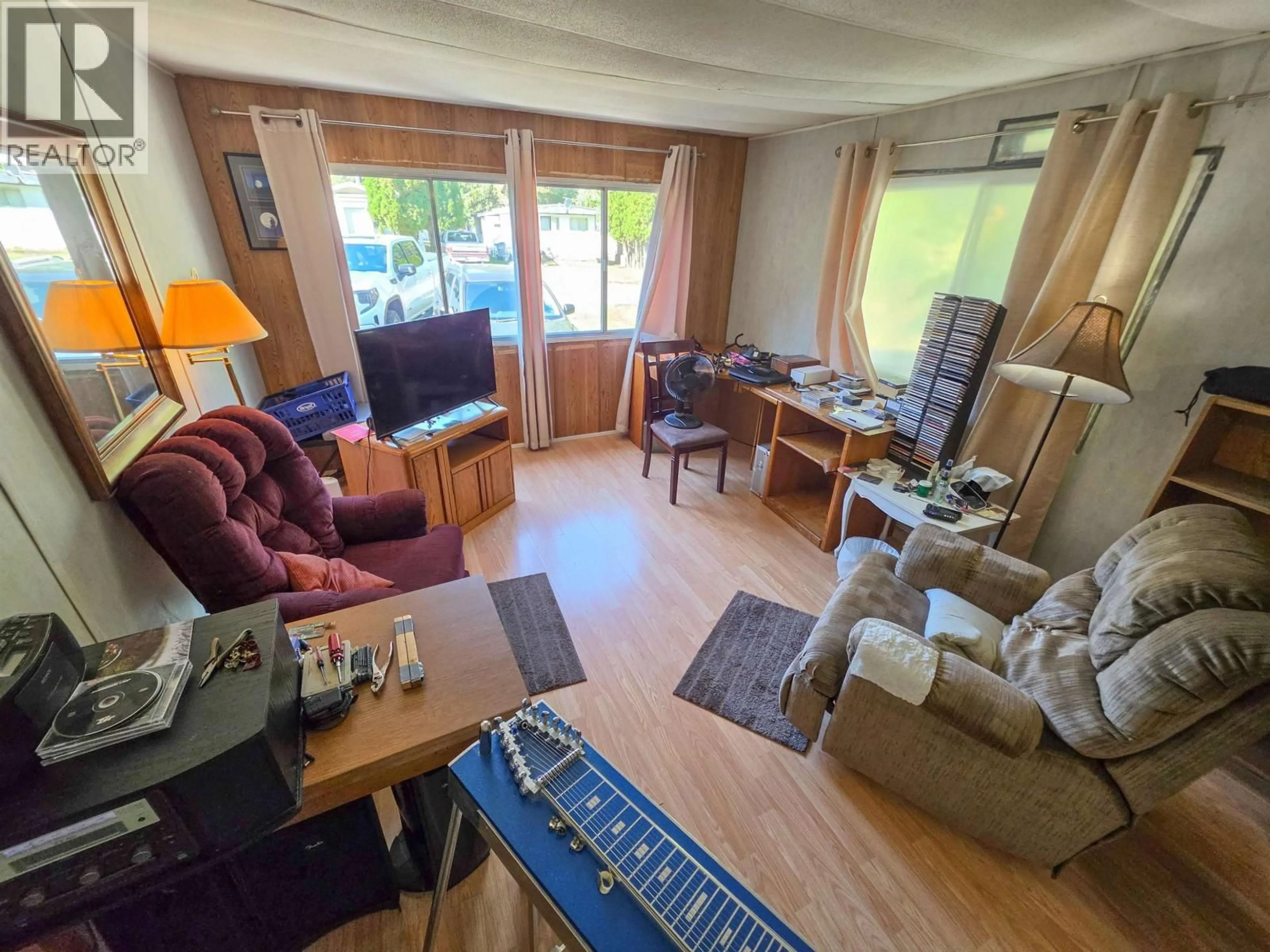 Living room with furniture, unknown for 43 - 654 NORTH FRASER DRIVE, Quesnel British Columbia V2J1Z6