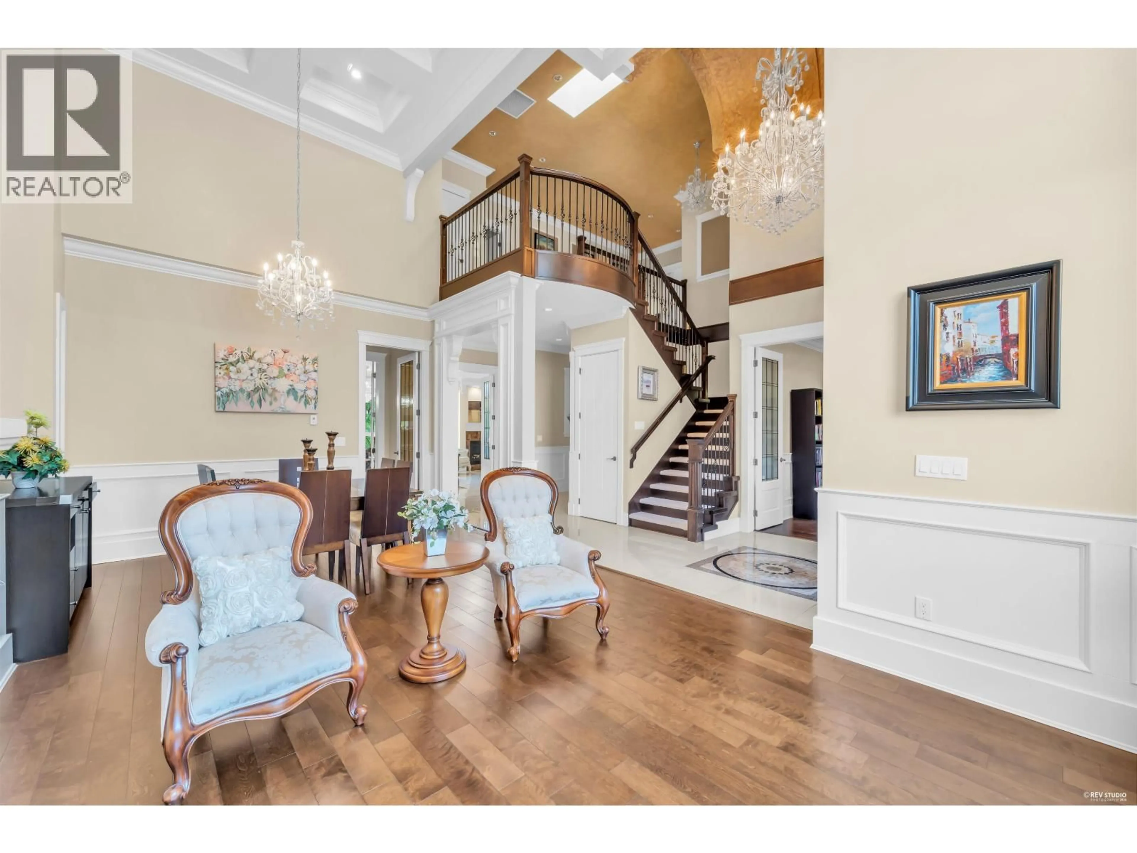 Indoor foyer for 5628 GIBBONS DRIVE, Richmond British Columbia V7C2C7