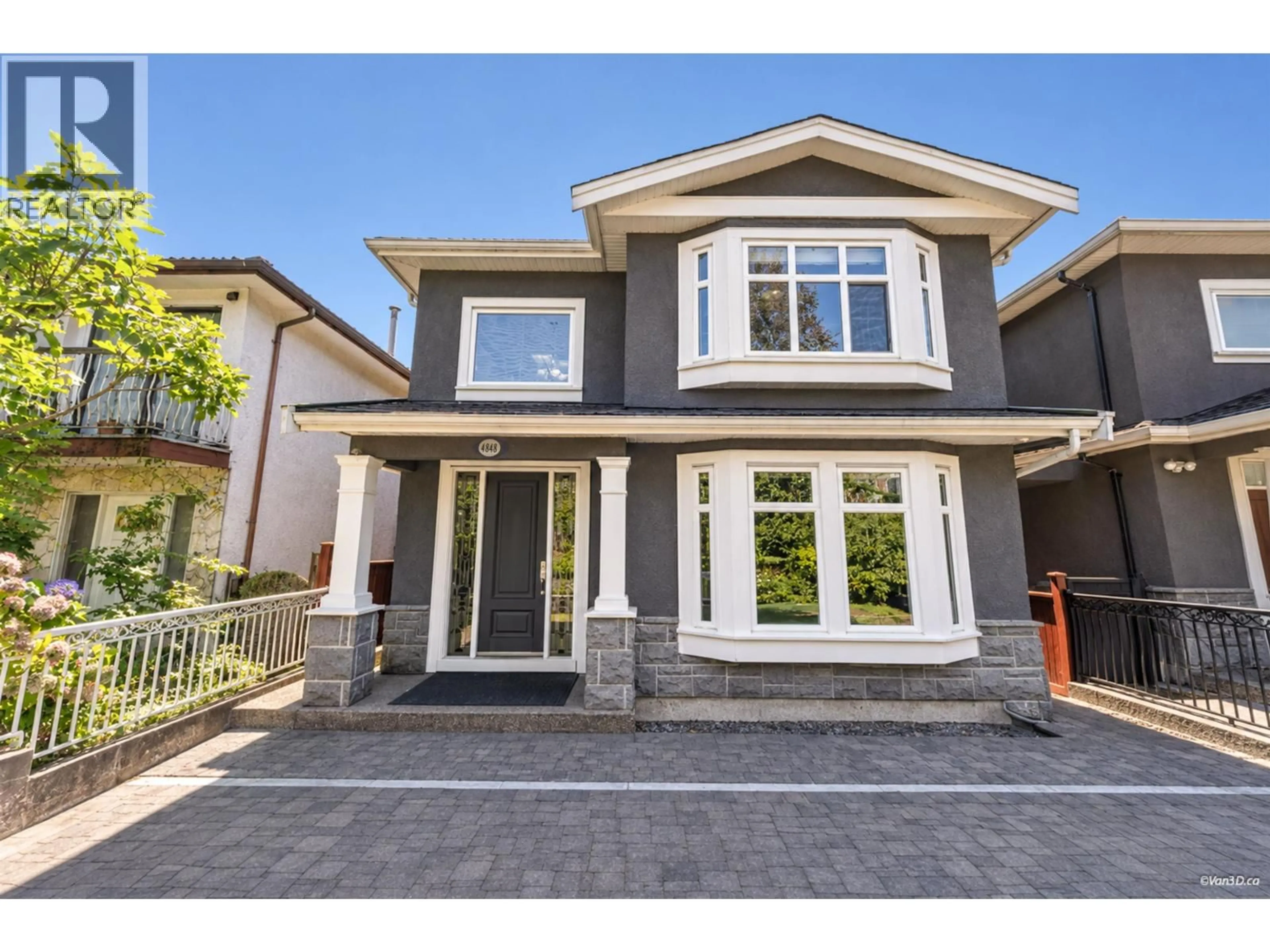 Home with vinyl exterior material, street for 4848 UNION STREET, Burnaby British Columbia V5C2Y6