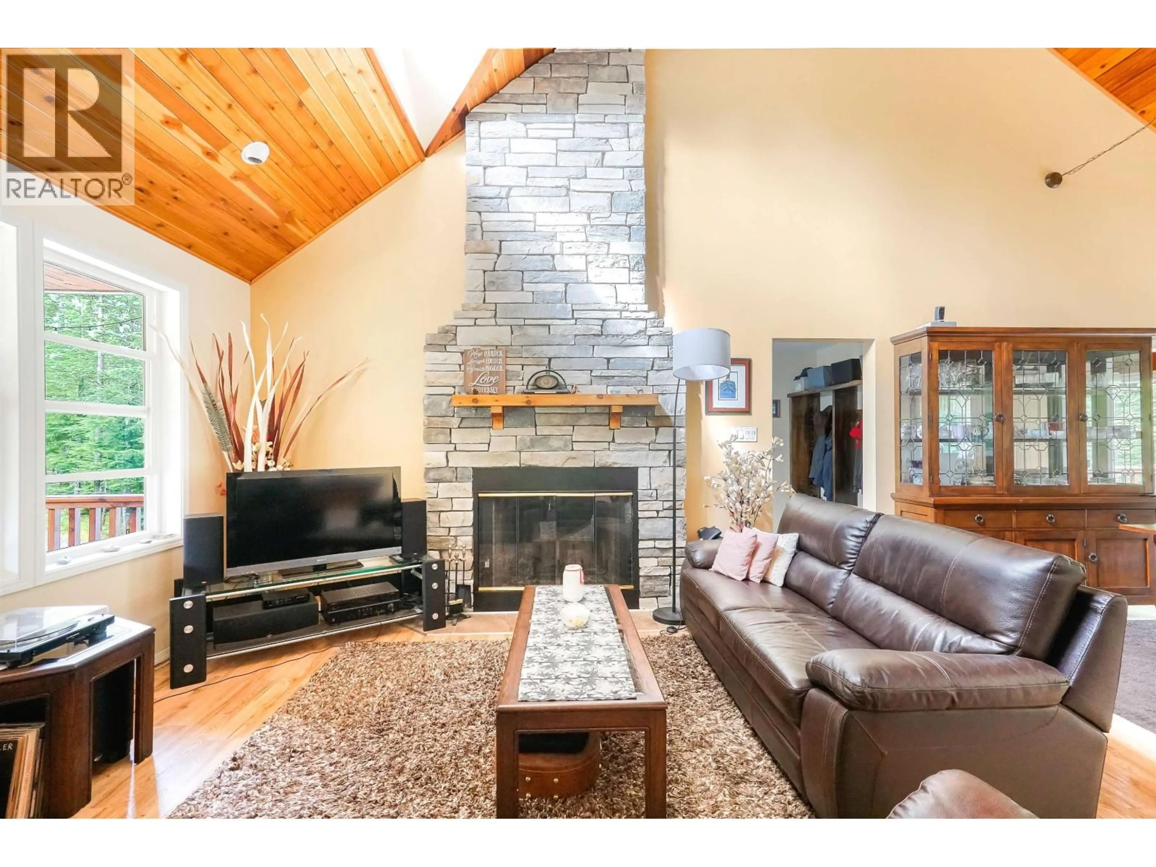 Living room with furniture, wood/laminate floor for 2926 WOESTE AVENUE, Terrace British Columbia V8G0G5