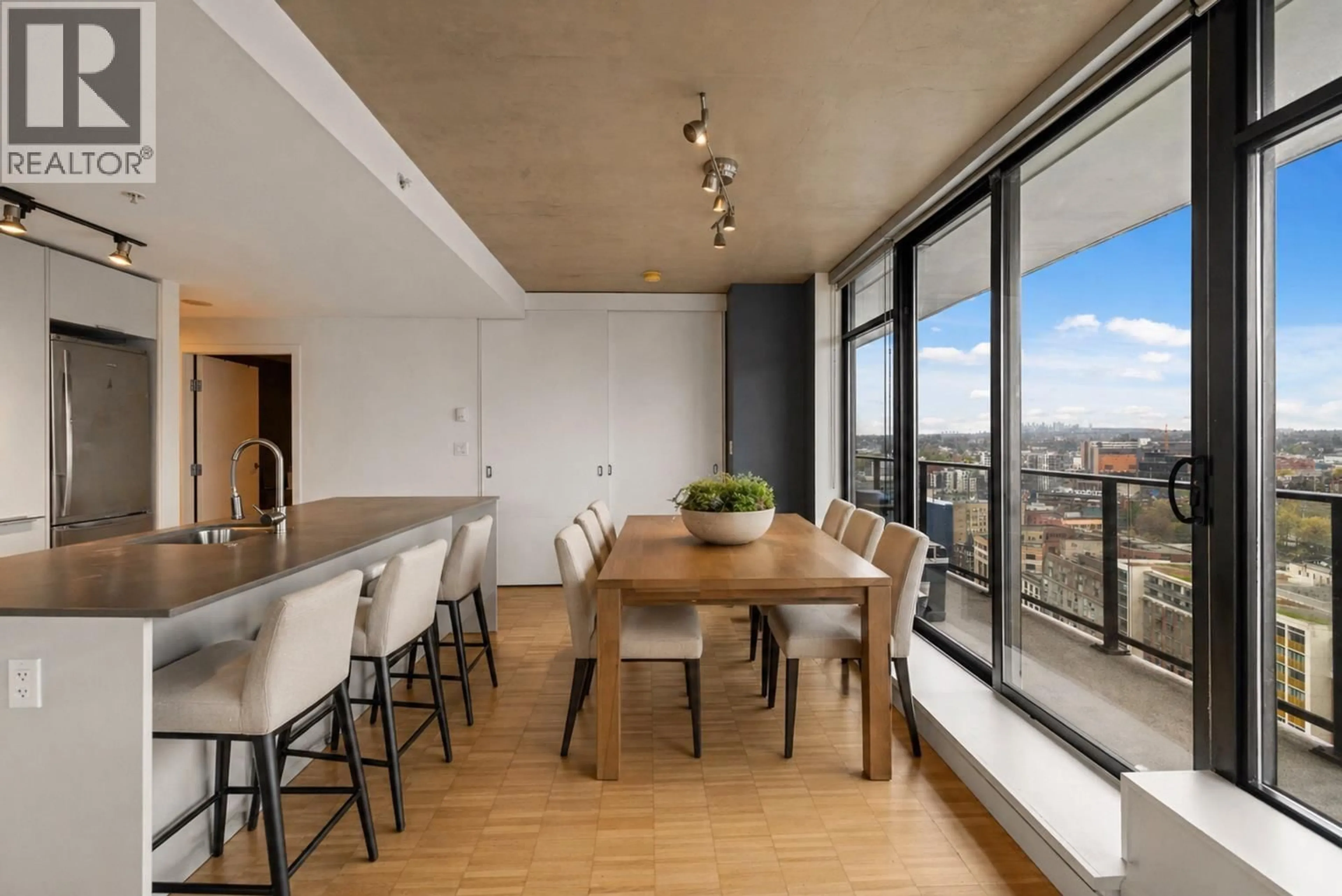 Dining room, wood/laminate floor for 2105 - 108 CORDOVA STREET, Vancouver British Columbia V6B0G5