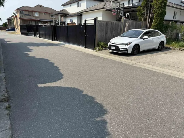 15290 84 AVENUE, Surrey 3
