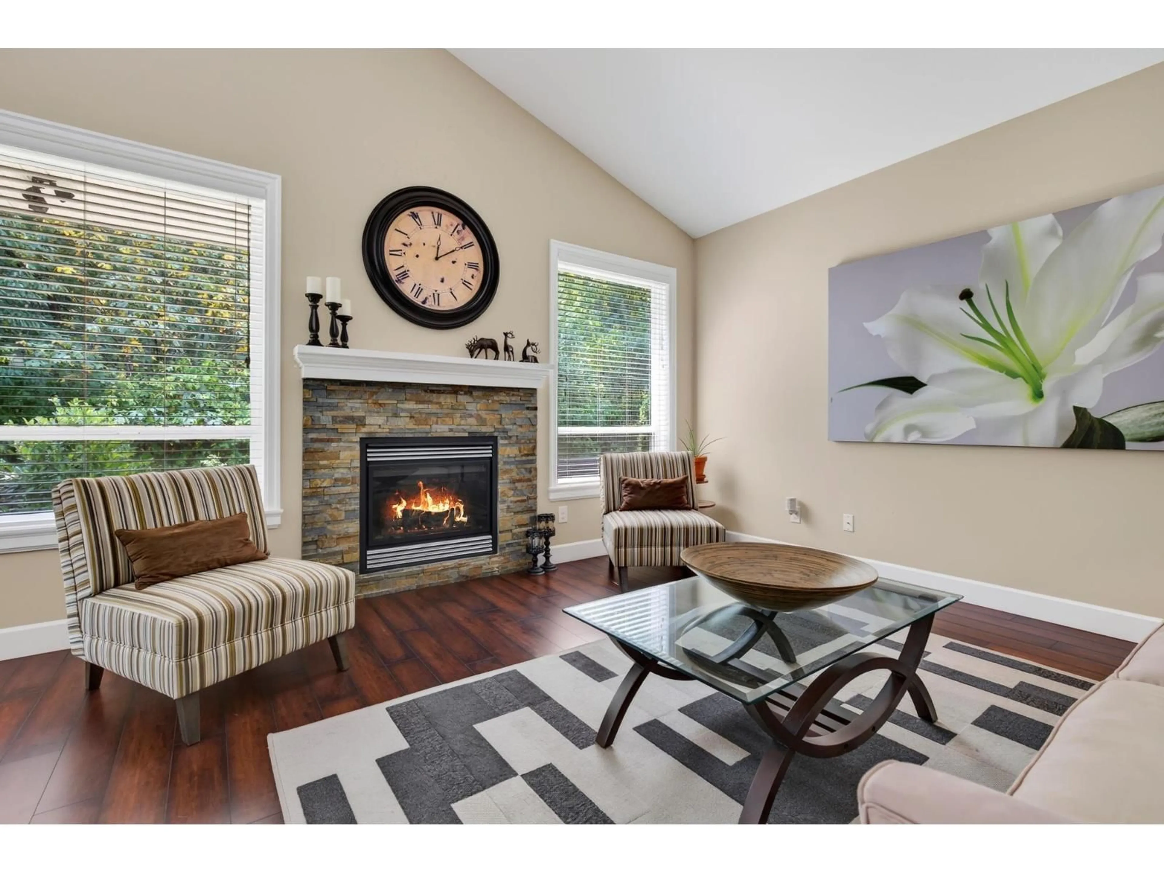 Living room with furniture, unknown for 45868 FOXRIDGE CRESCENT, Chilliwack British Columbia V2R0P7
