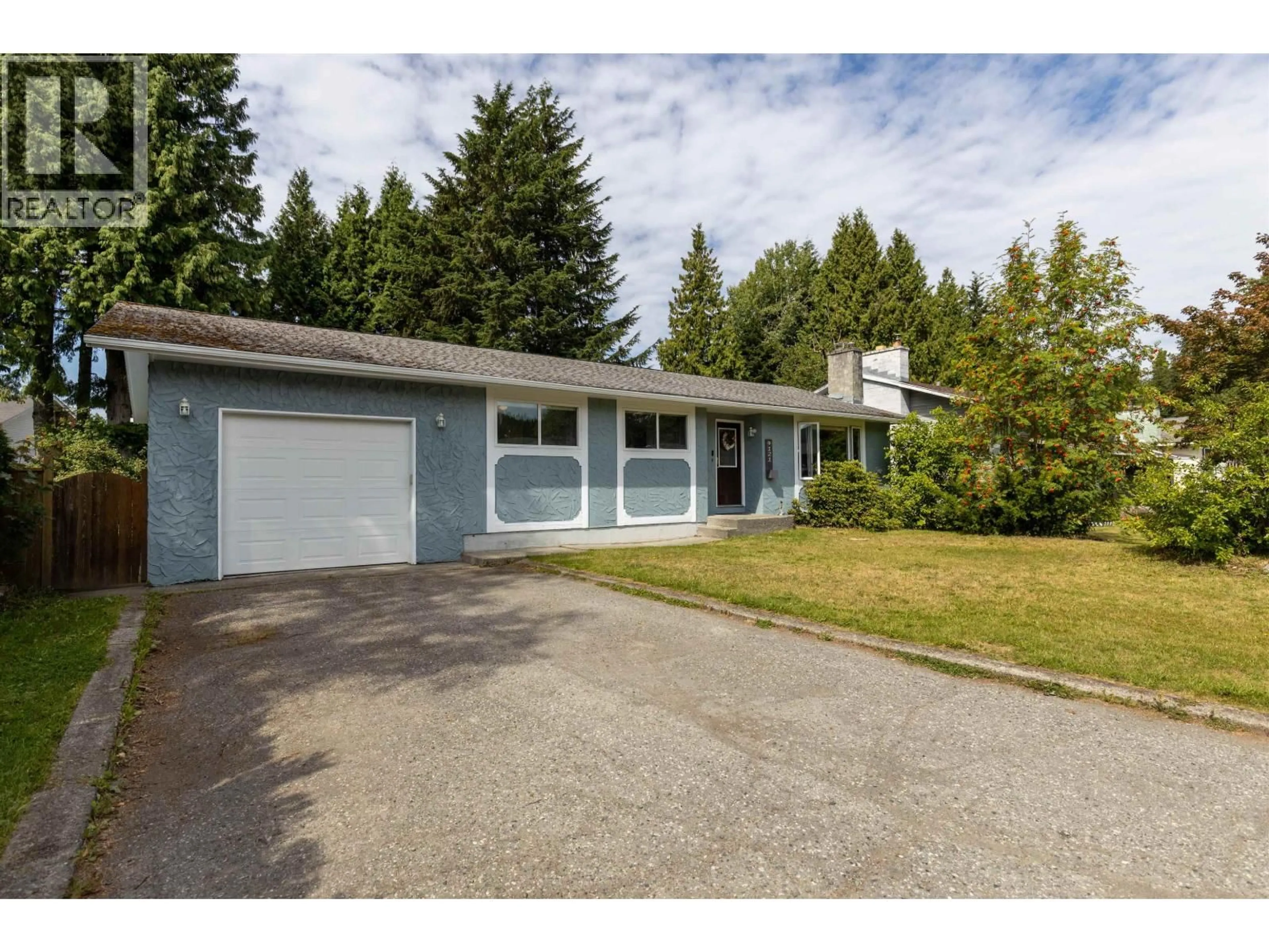 Home with vinyl exterior material, street for 4121 SKOGLUND STREET, Terrace British Columbia V8G2X1