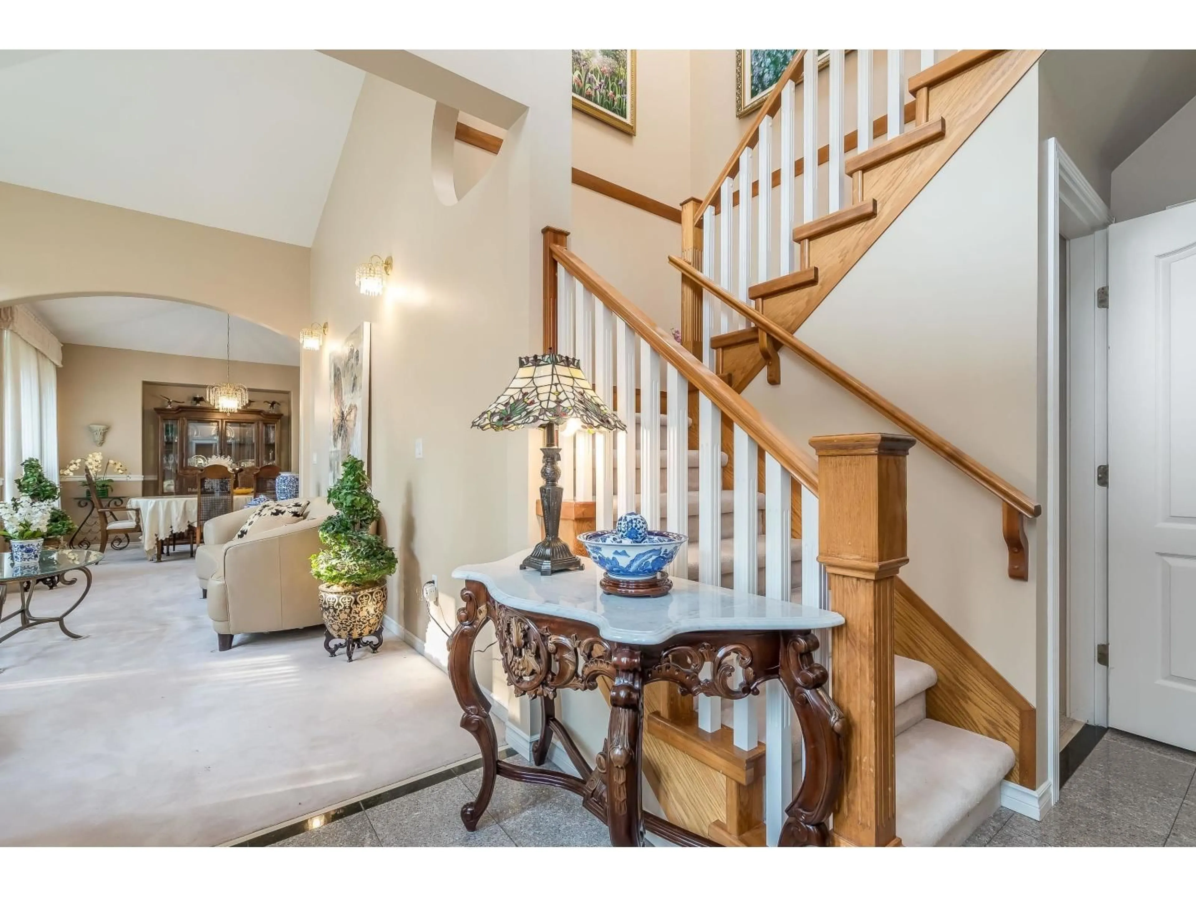 Indoor foyer for 6779 CHATEAU COURT, Delta British Columbia V4E3M7