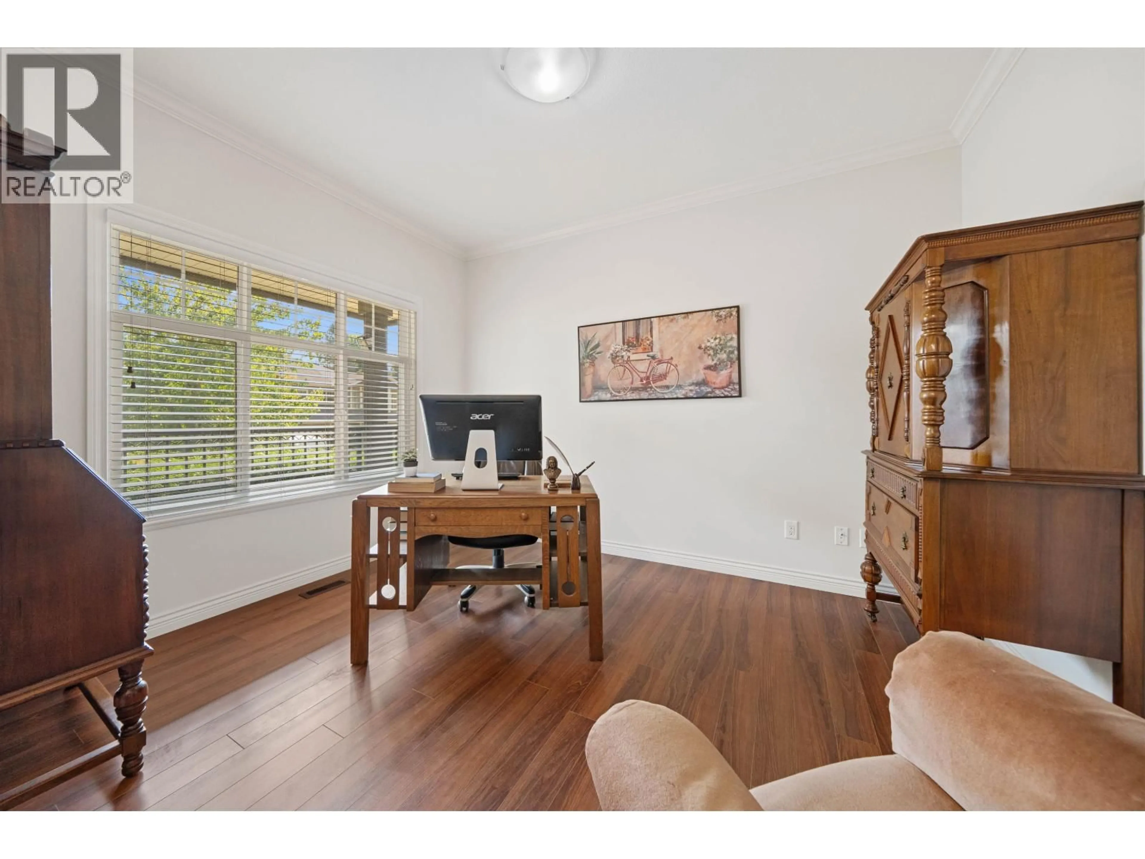 A pic of a room for 13175 239B STREET, Maple Ridge British Columbia V4R0A3