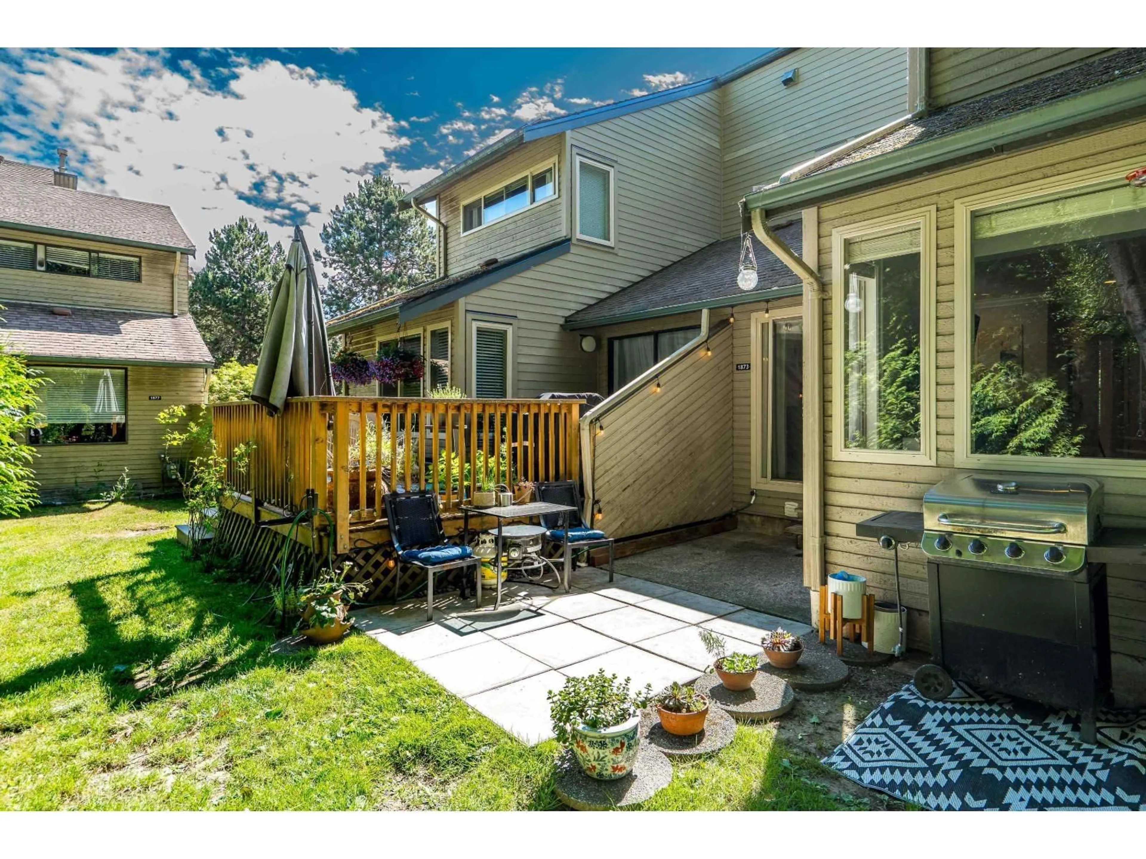 Patio, street for 1873 LILAC DRIVE, Surrey British Columbia V4A6C7