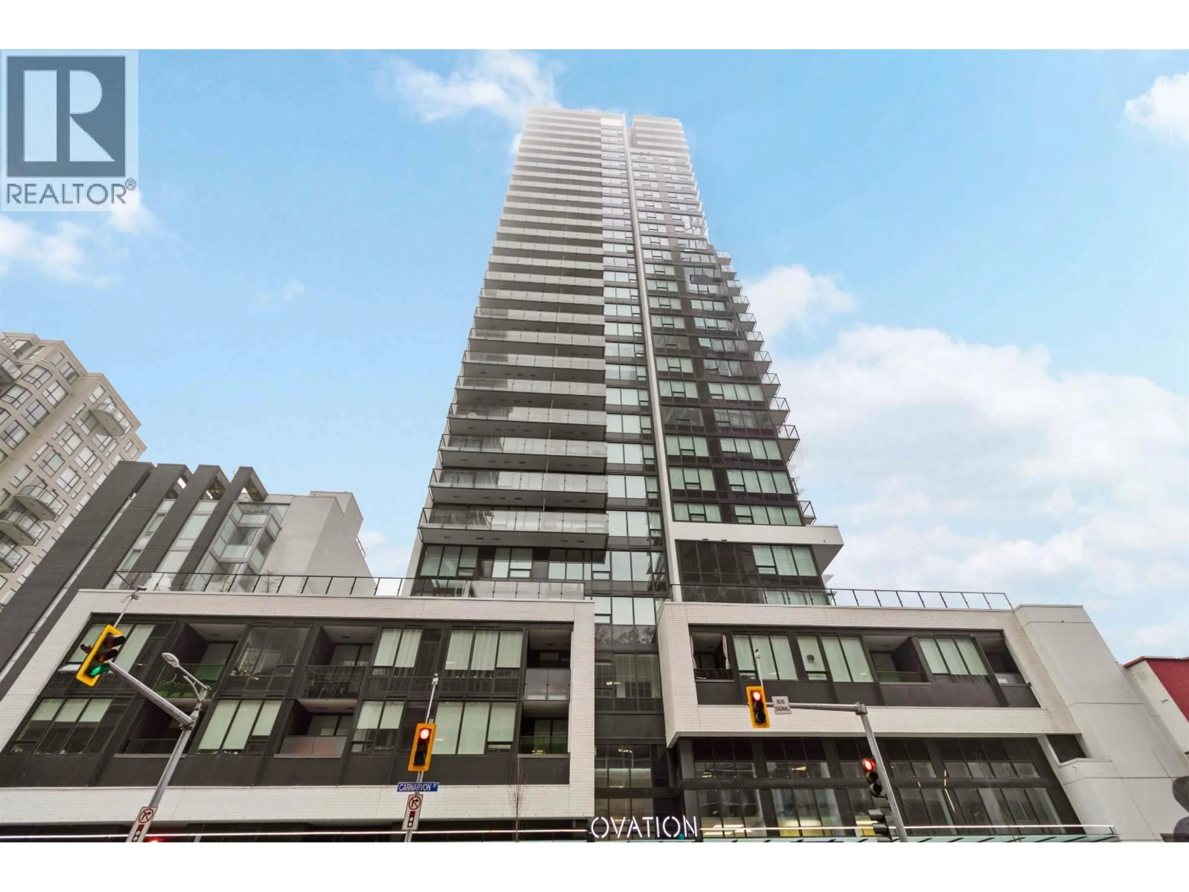 Indoor foyer for 2402 - 823 CARNARVON STREET, New Westminster British Columbia V3M0N5