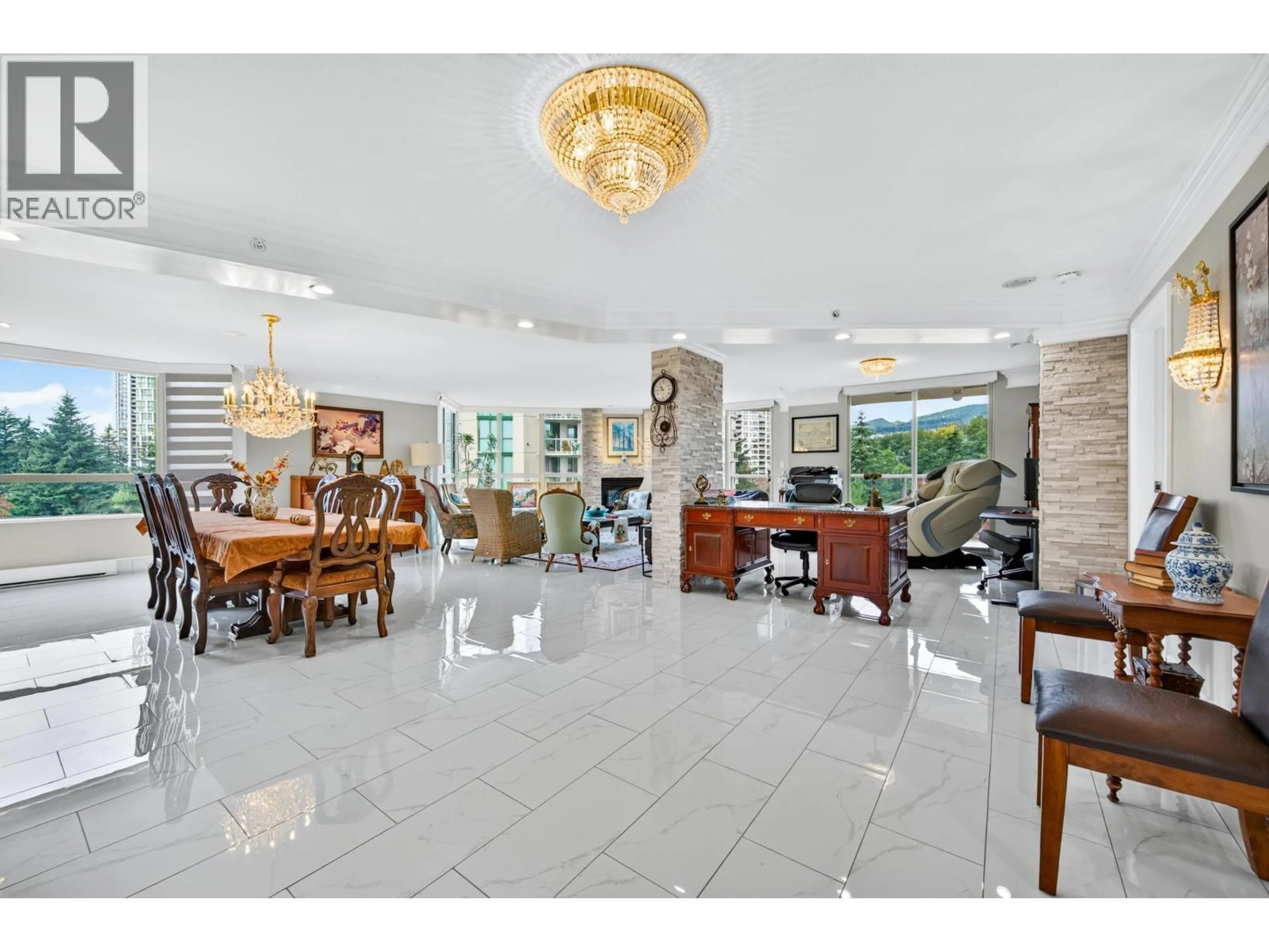 Lobby for 701 - 1190 PIPELINE ROAD, Coquitlam British Columbia V3B7T9