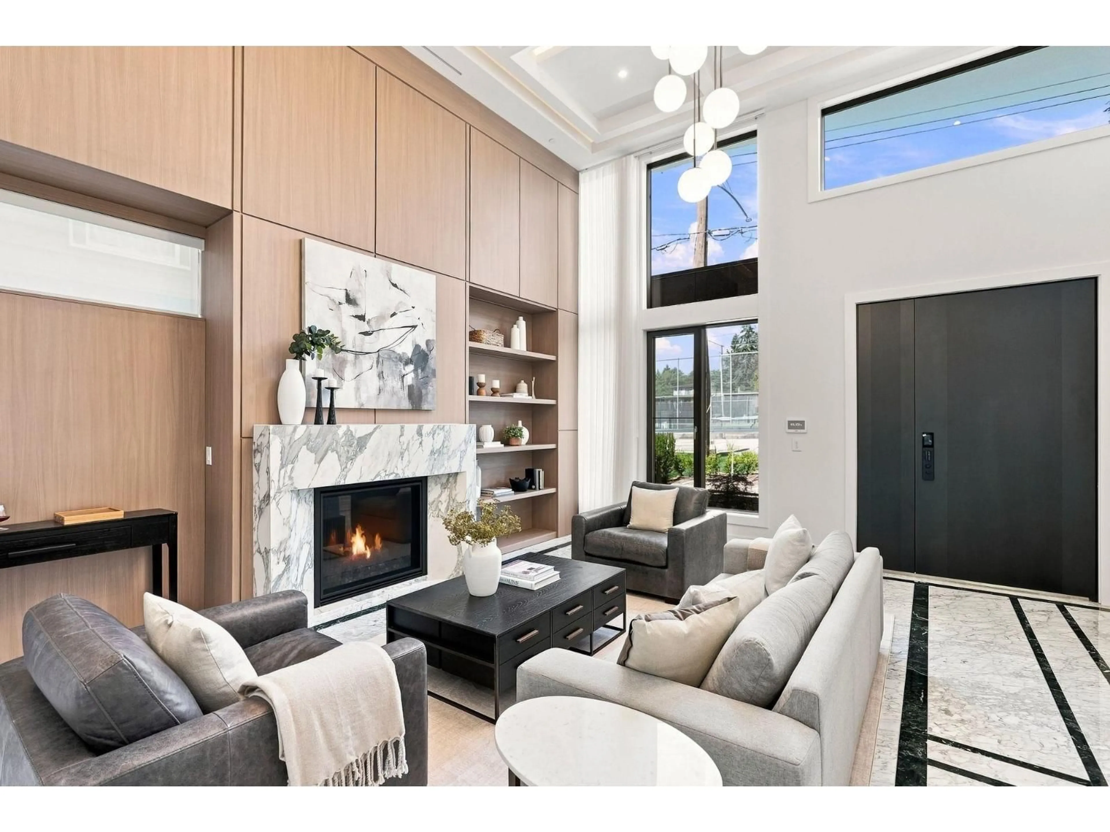 Living room with furniture, unknown for 14750 VINE AVENUE, White Rock British Columbia V4B2T1