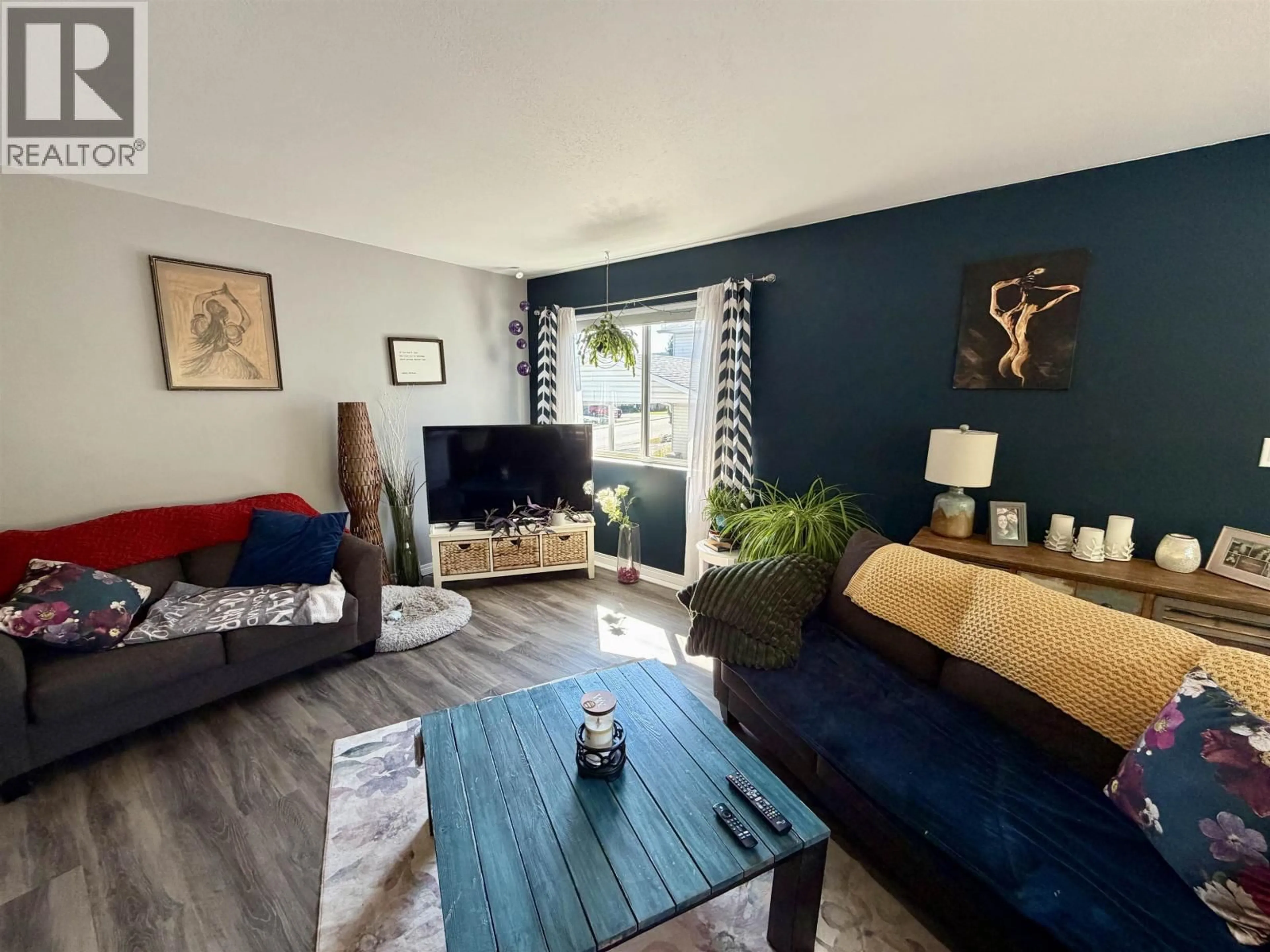 Living room with furniture, unknown for 3 - 25 WESTRIDGE DRIVE, Williams Lake British Columbia V2G5K2