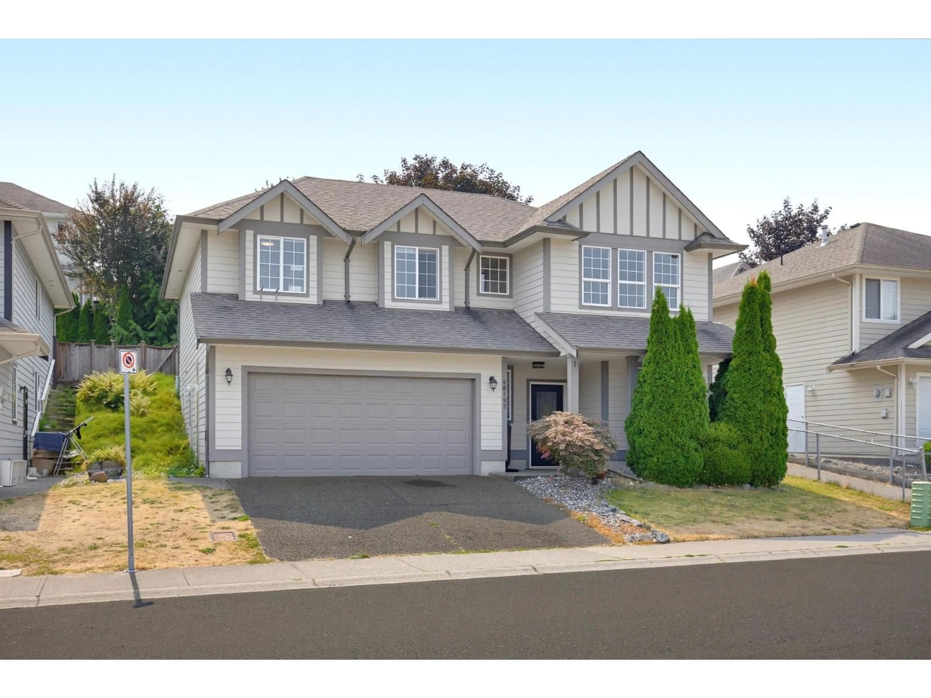 Home with vinyl exterior material, street for 46193 STONEVIEW DRIVE, Chilliwack British Columbia V2R5W8