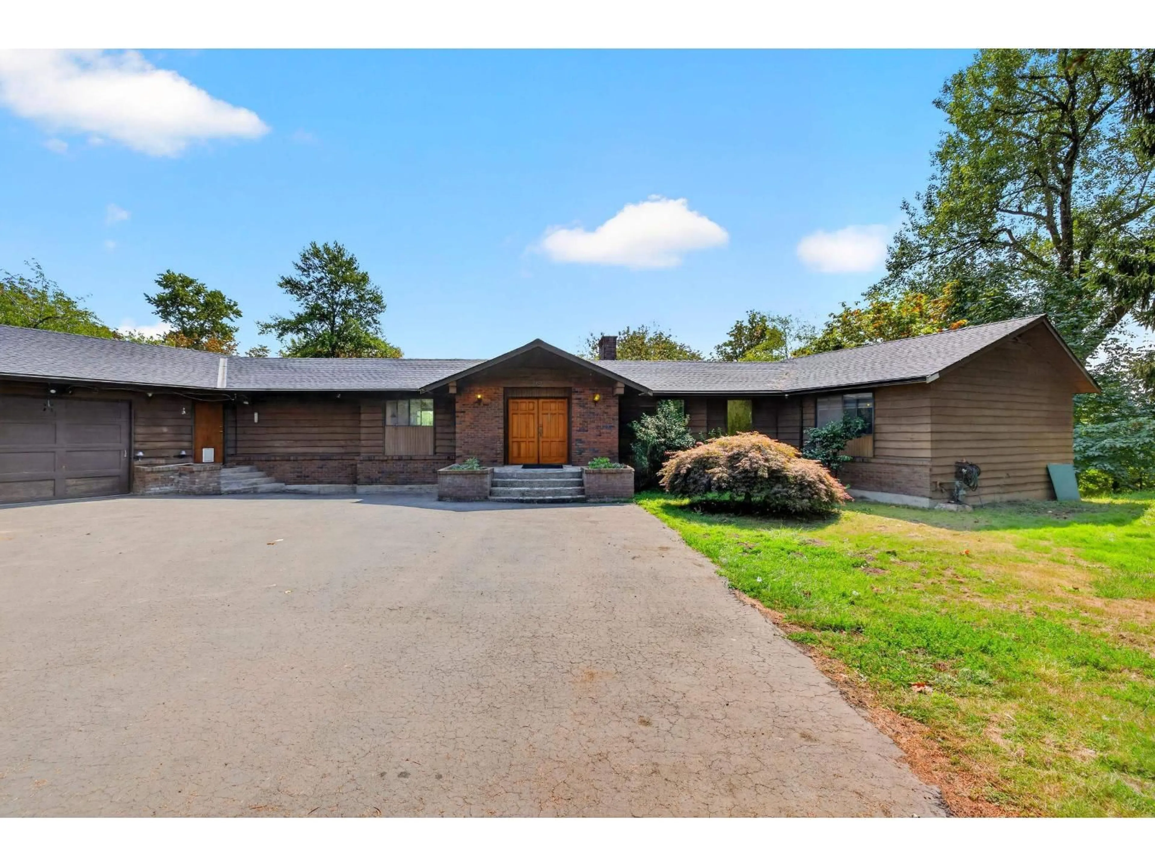 Unknown for 24694 21B AVENUE, Langley British Columbia V2Z1J3