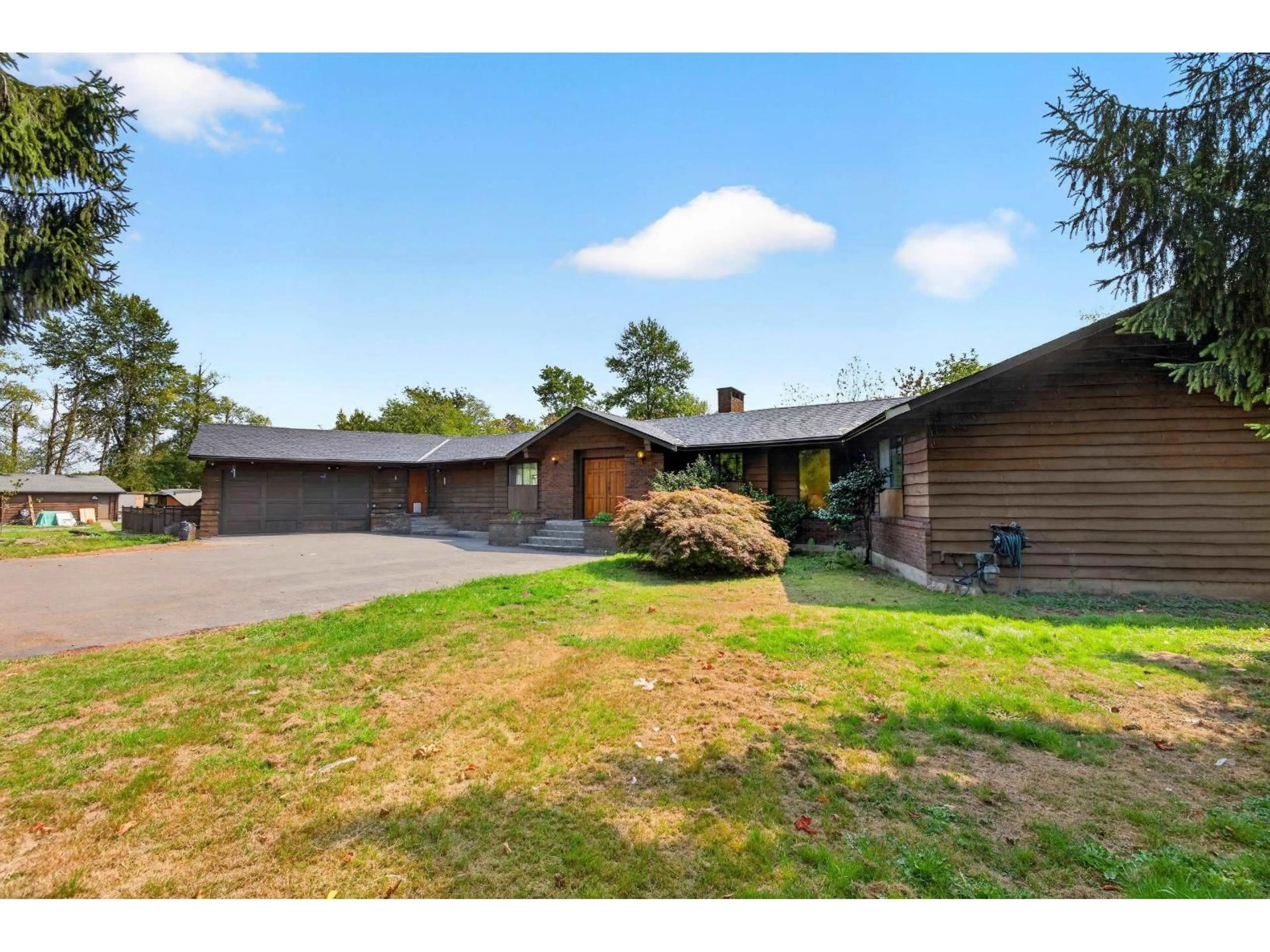 A pic from outside/outdoor area/front of a property/back of a property/a pic from drone, unknown for 24694 21B AVENUE, Langley British Columbia V2Z1J3