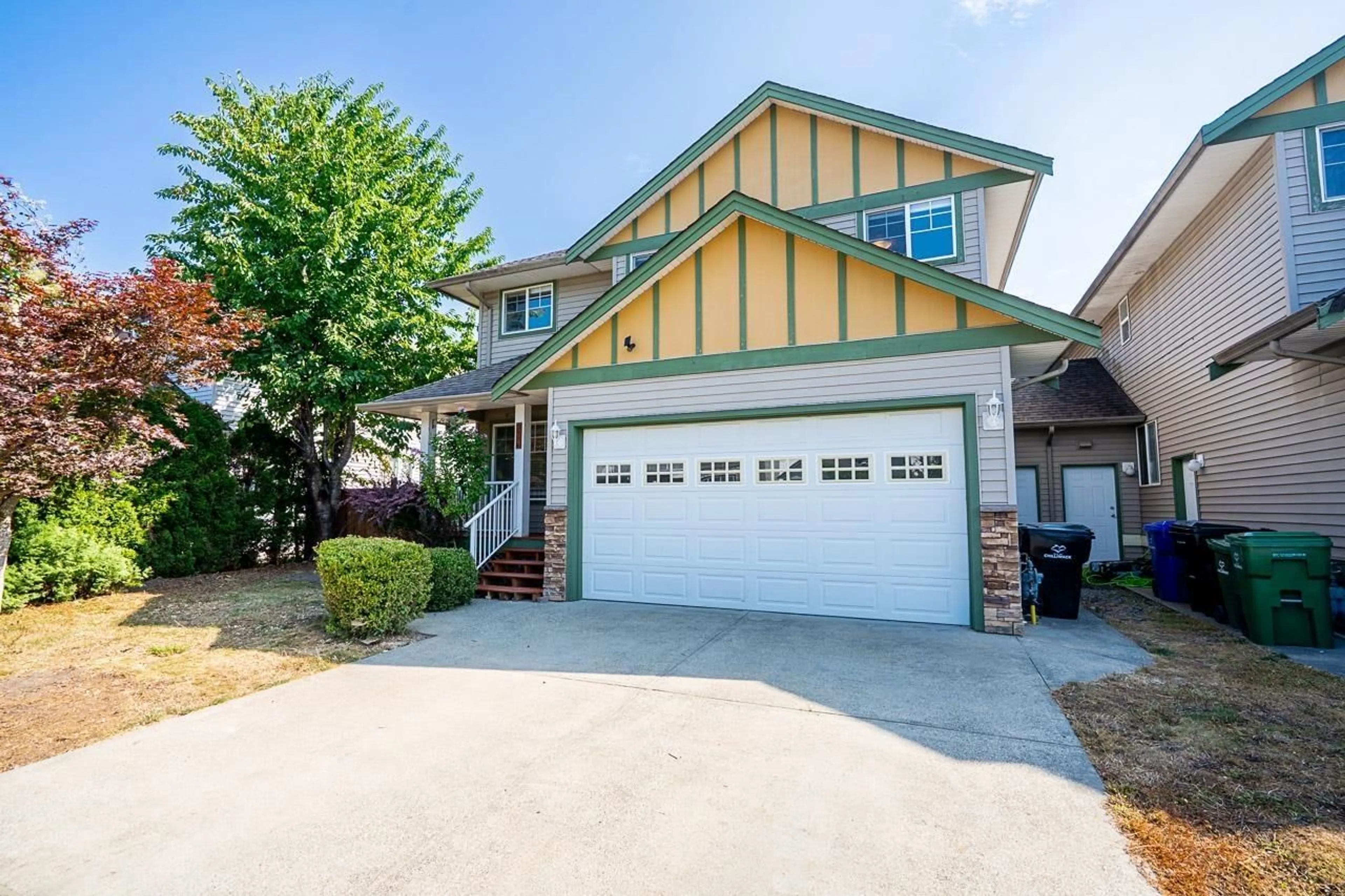 Home with vinyl exterior material, street for 9570A HAZEL STREET, Chilliwack British Columbia V2P5N9
