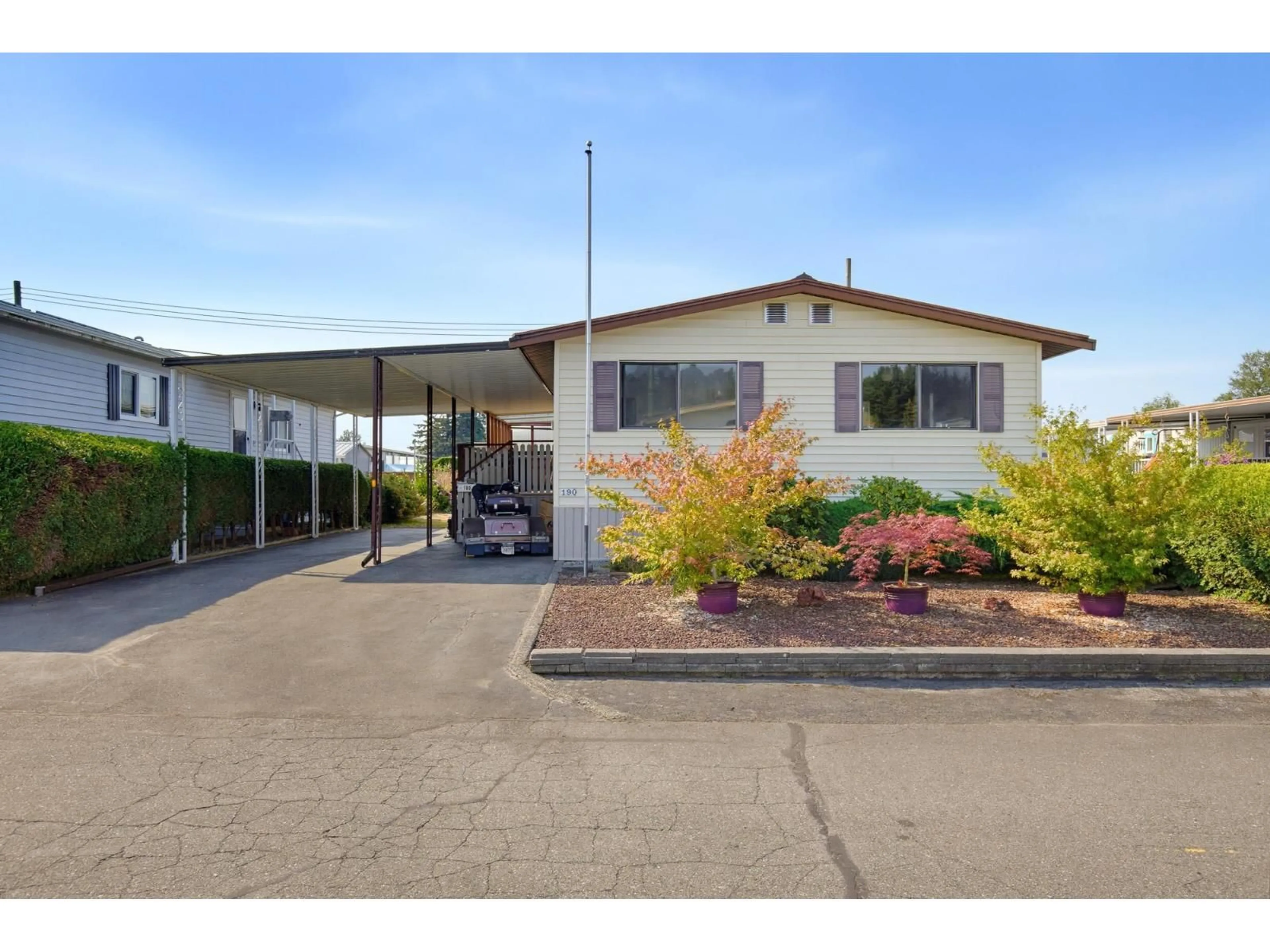 Unknown for 190 - 27111 0 AVENUE, Langley British Columbia V4A6Y8