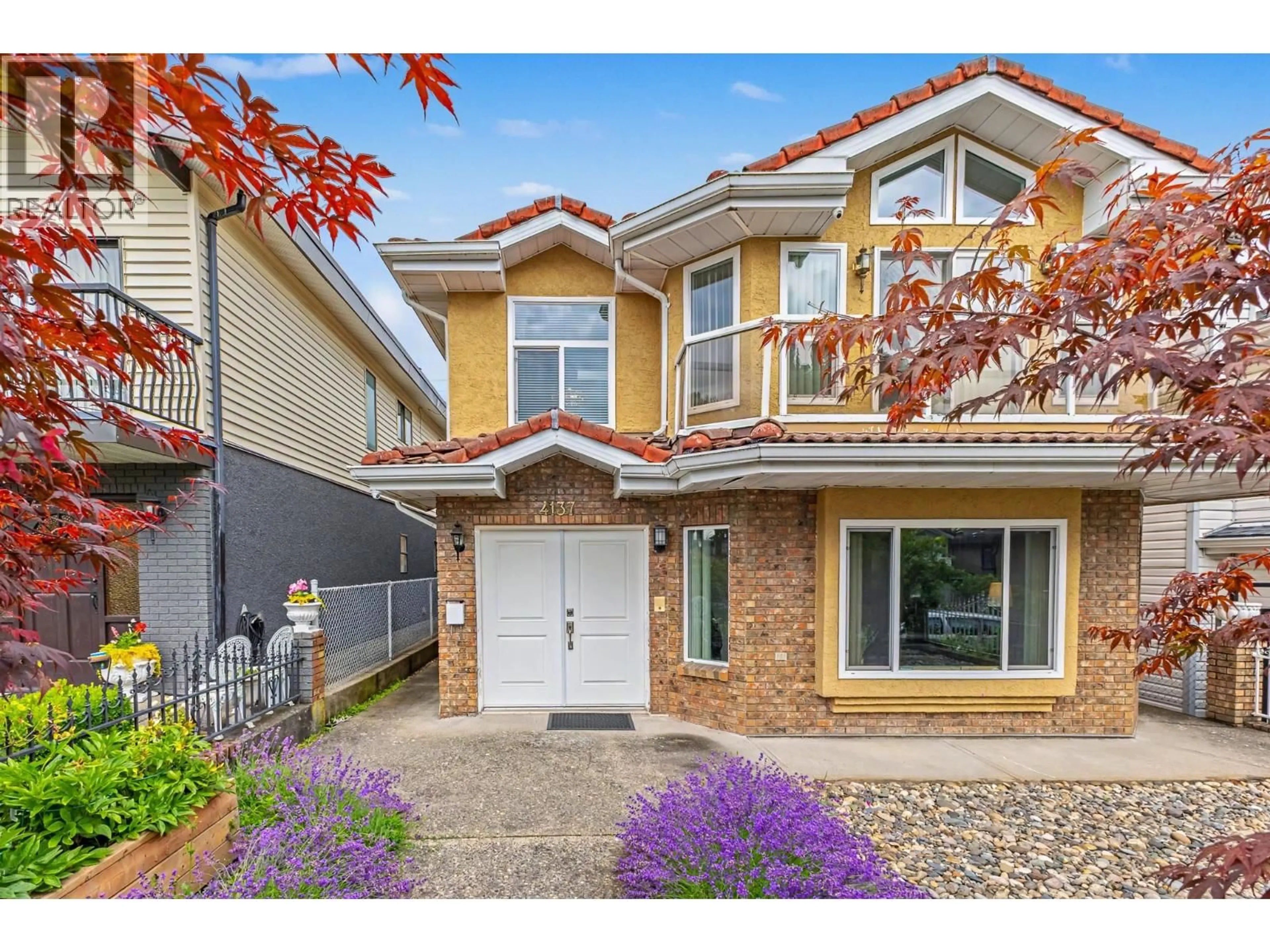 Home with brick exterior material, street for 4137 PARKER STREET, Burnaby British Columbia V5C3C2