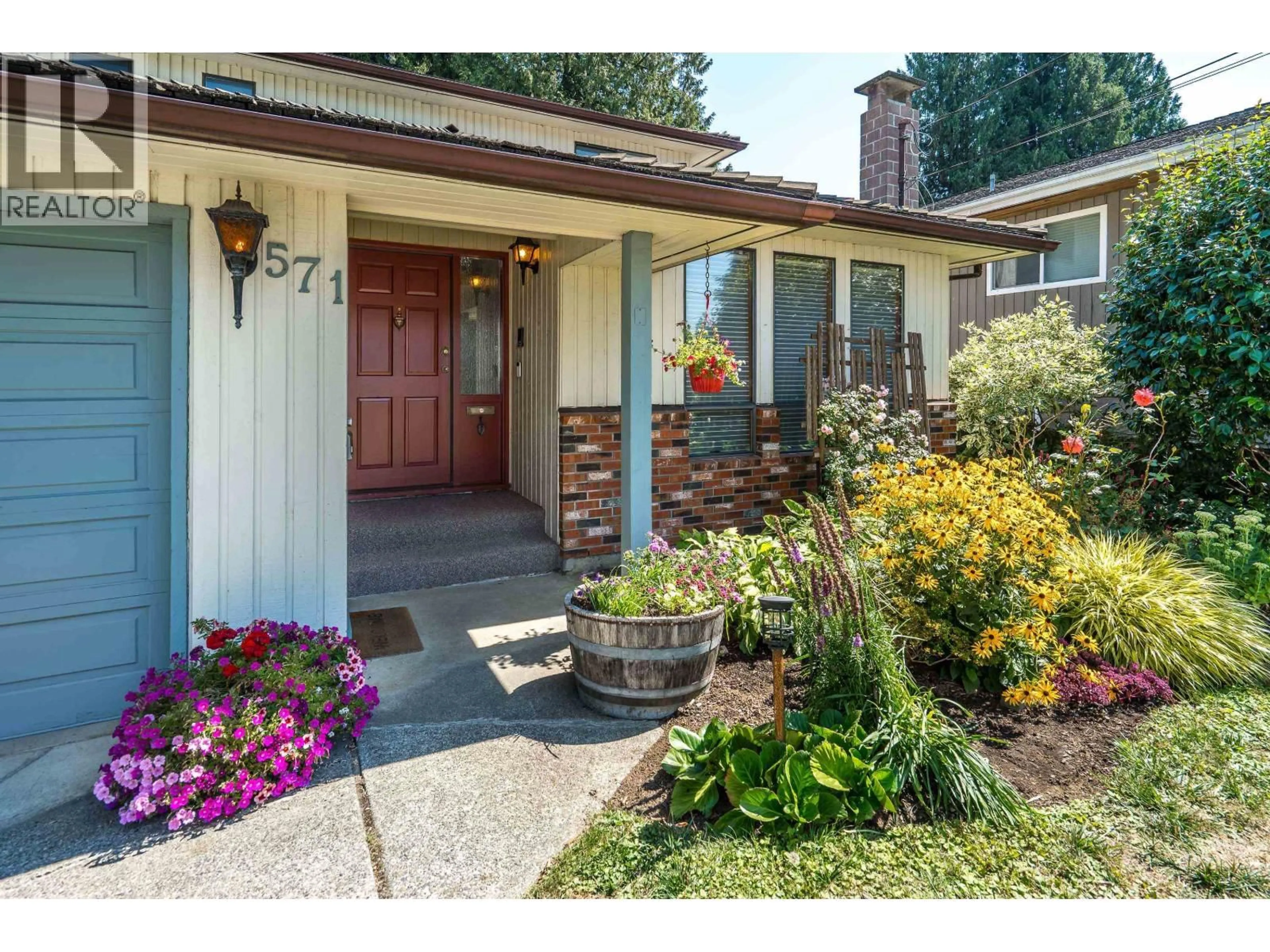 Unknown for 571 BERRY STREET, Coquitlam British Columbia V3J5T5