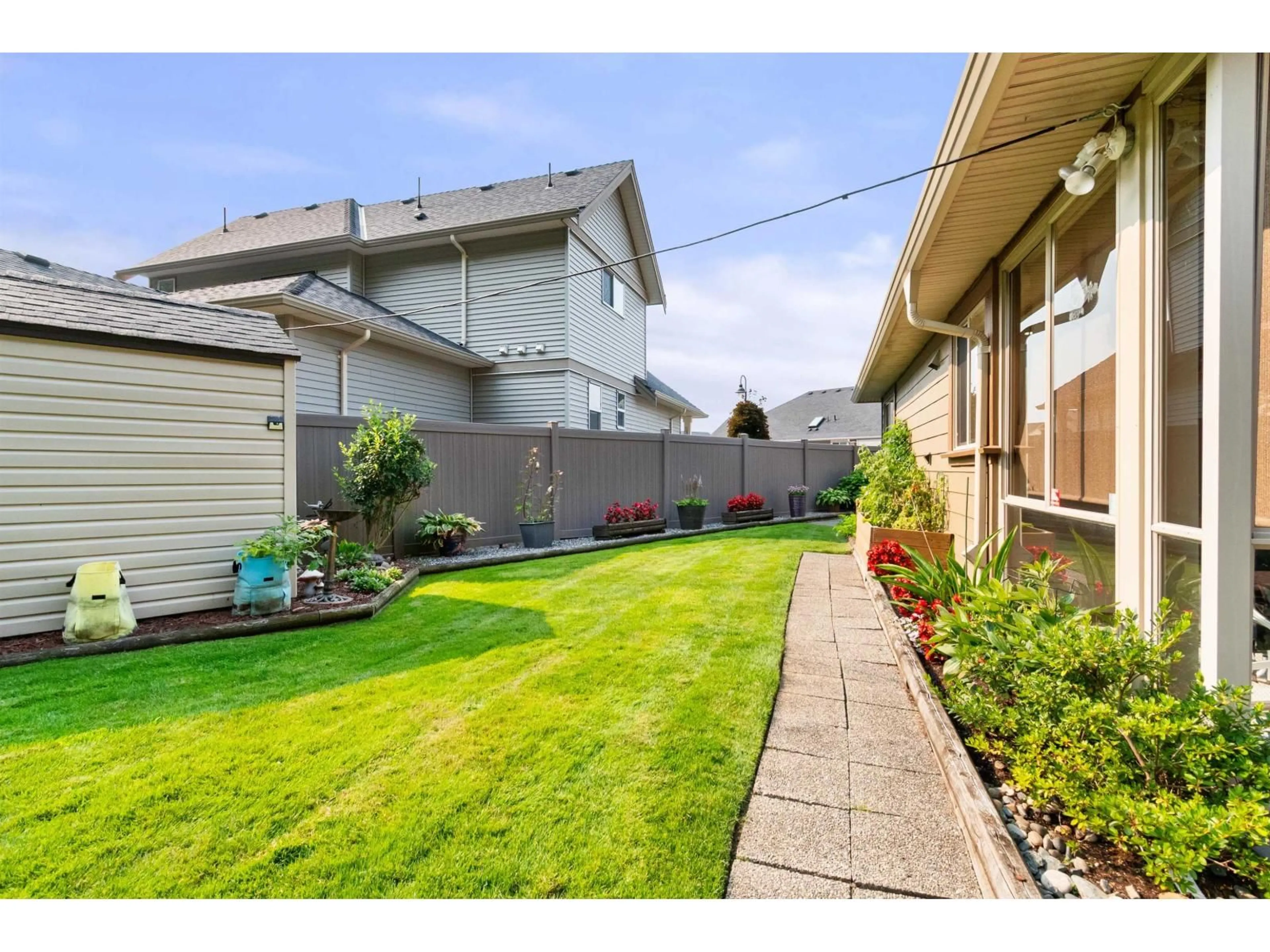 Patio, street for 164 - 46000 THOMAS ROAD, Chilliwack British Columbia V2R5W6