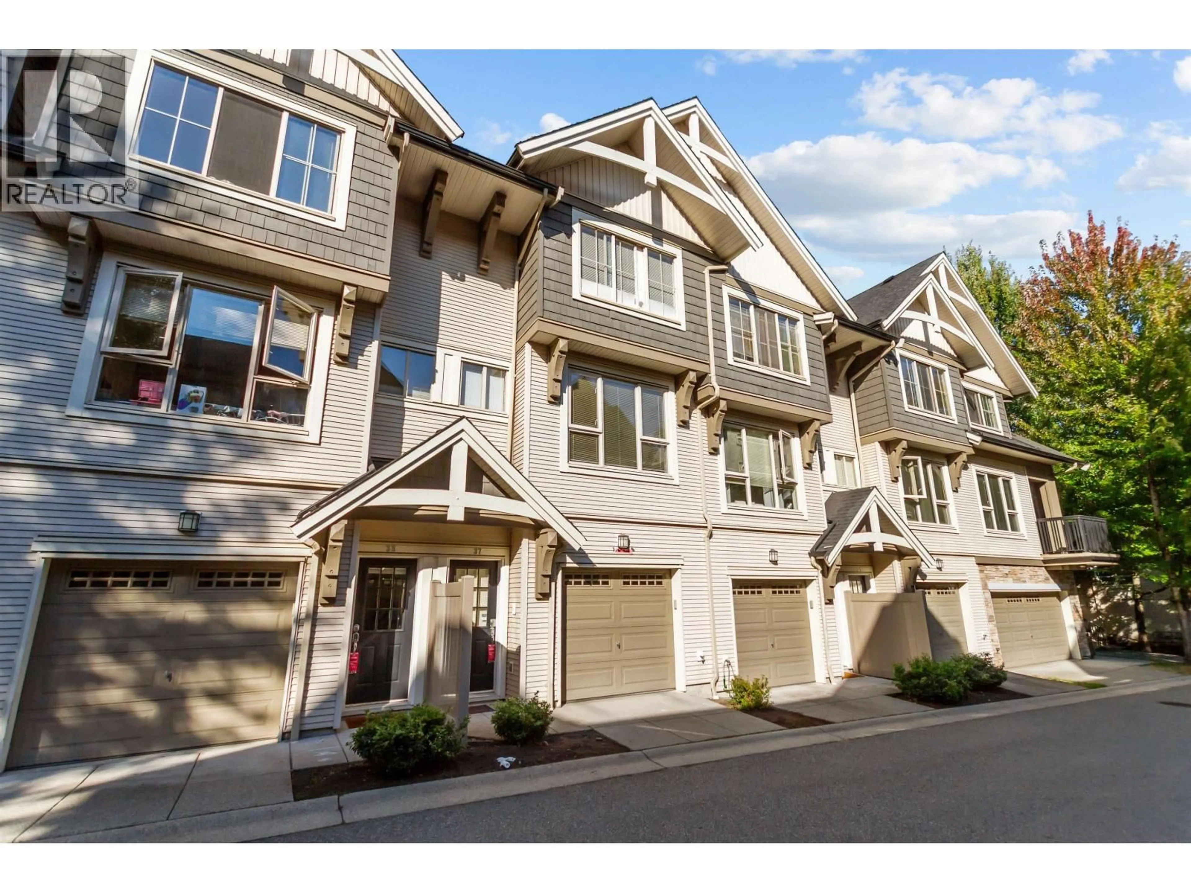 Home with vinyl exterior material, street for 37 - 1362 PURCELL DRIVE, Coquitlam British Columbia V3E0A5